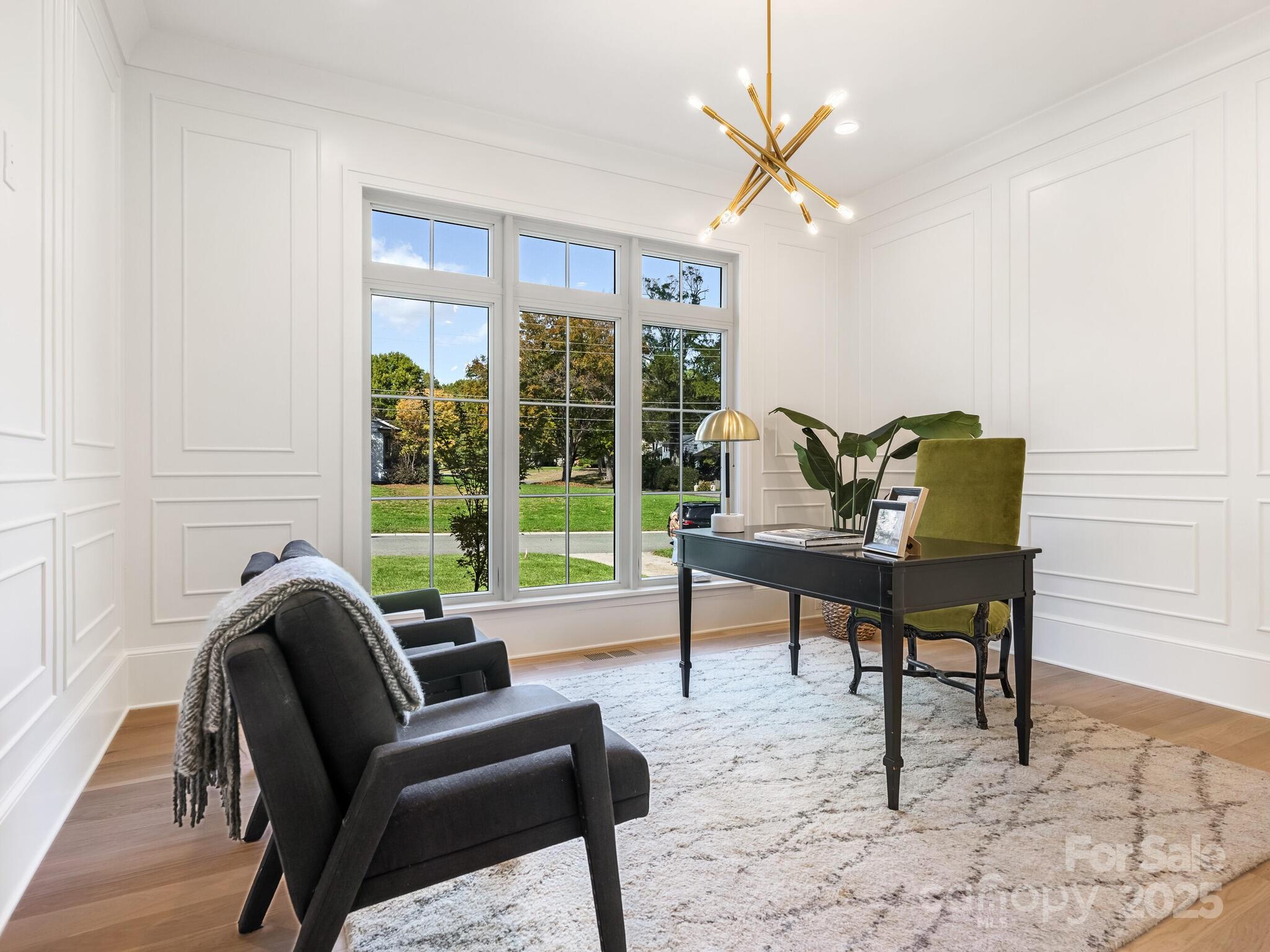 1511 Cavendish Court