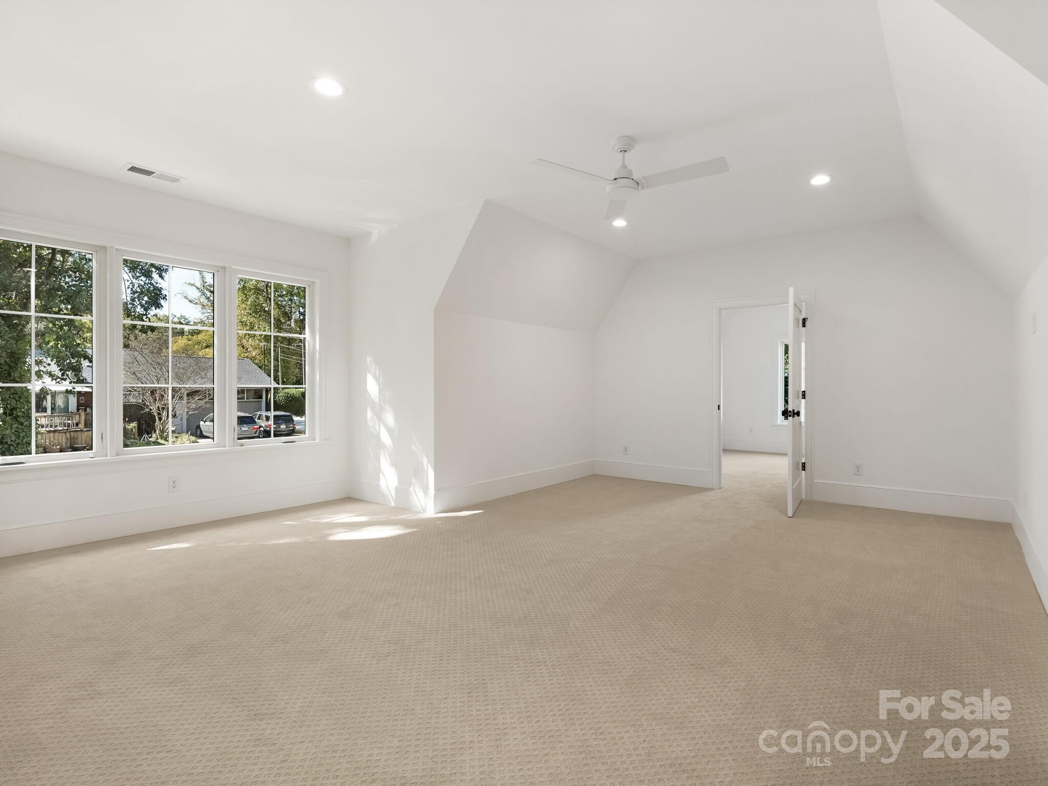 1511 Cavendish Court