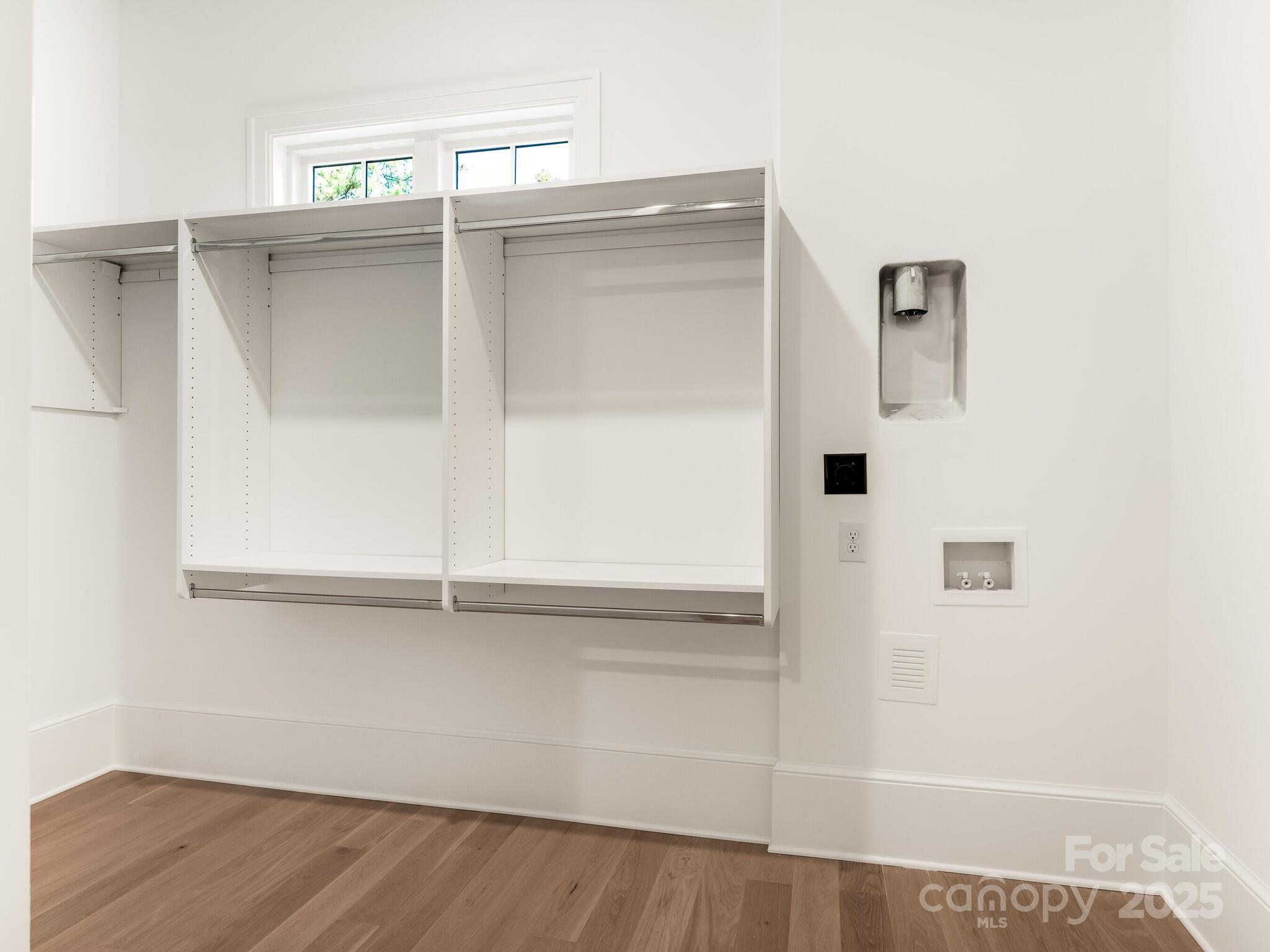 1511 Cavendish Court