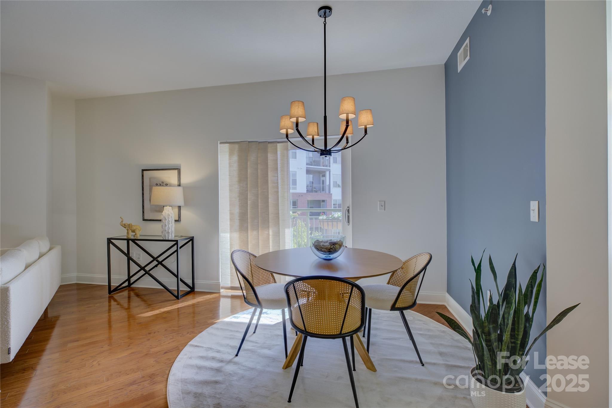 721 Governor Morrison Street