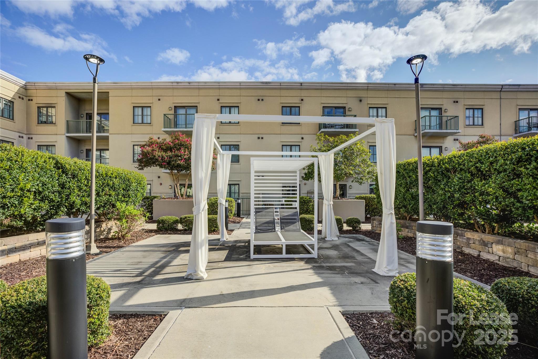 721 Governor Morrison Street