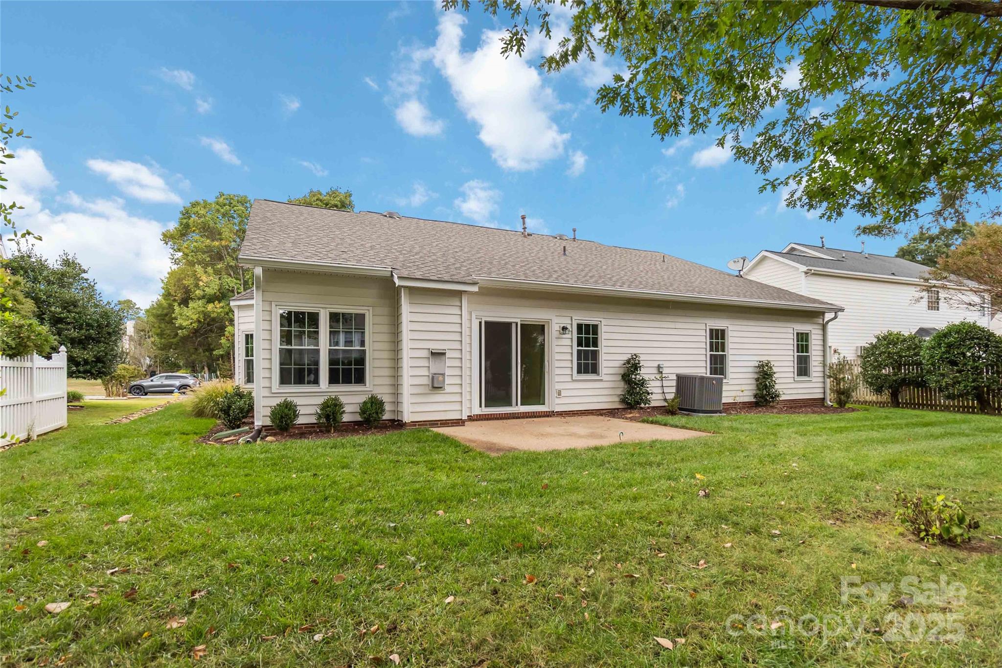 4654 Habersham Court NW