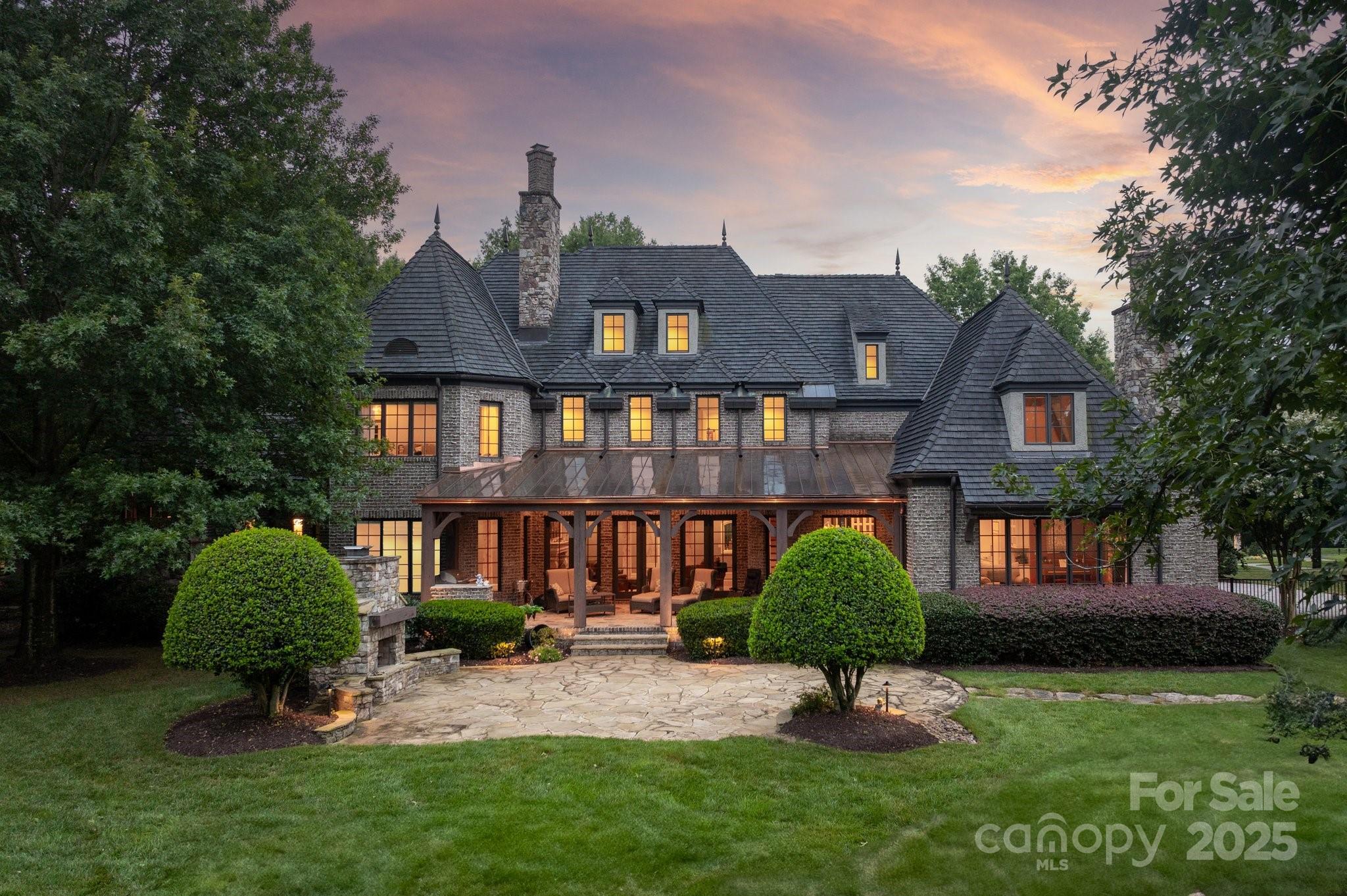 8716 Chewton Glen Drive