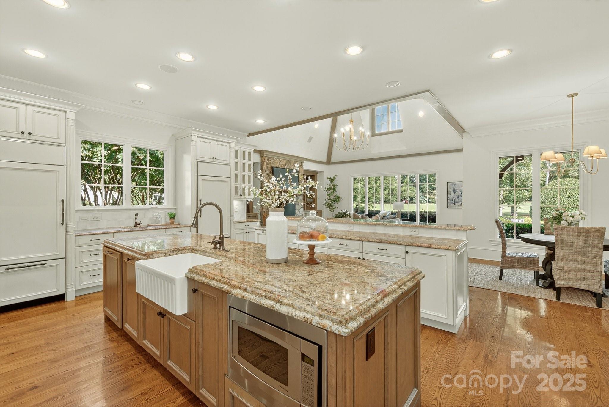 8716 Chewton Glen Drive