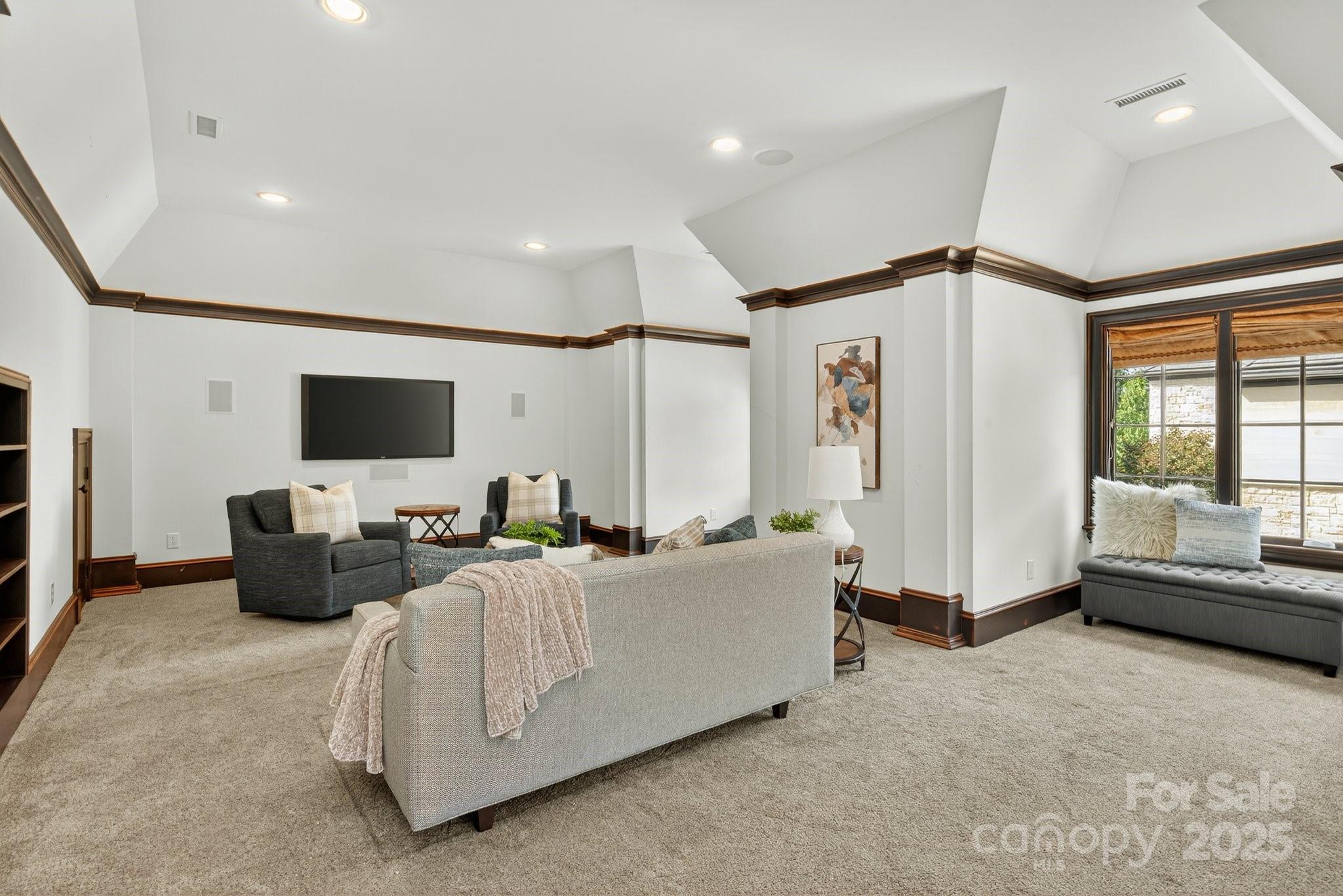 8716 Chewton Glen Drive