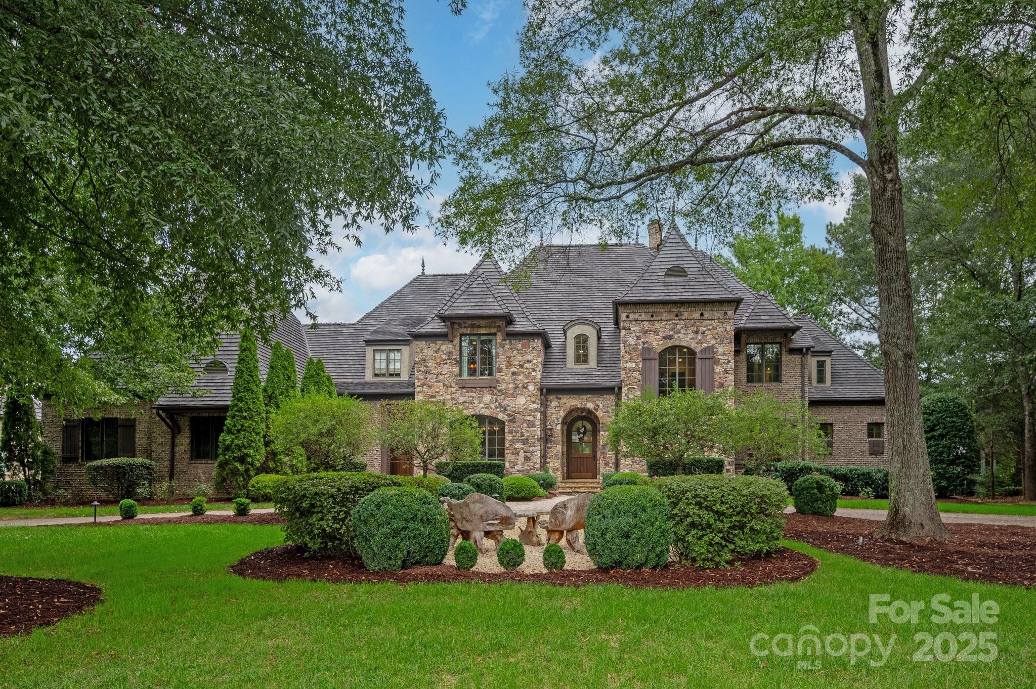 8716 Chewton Glen Drive