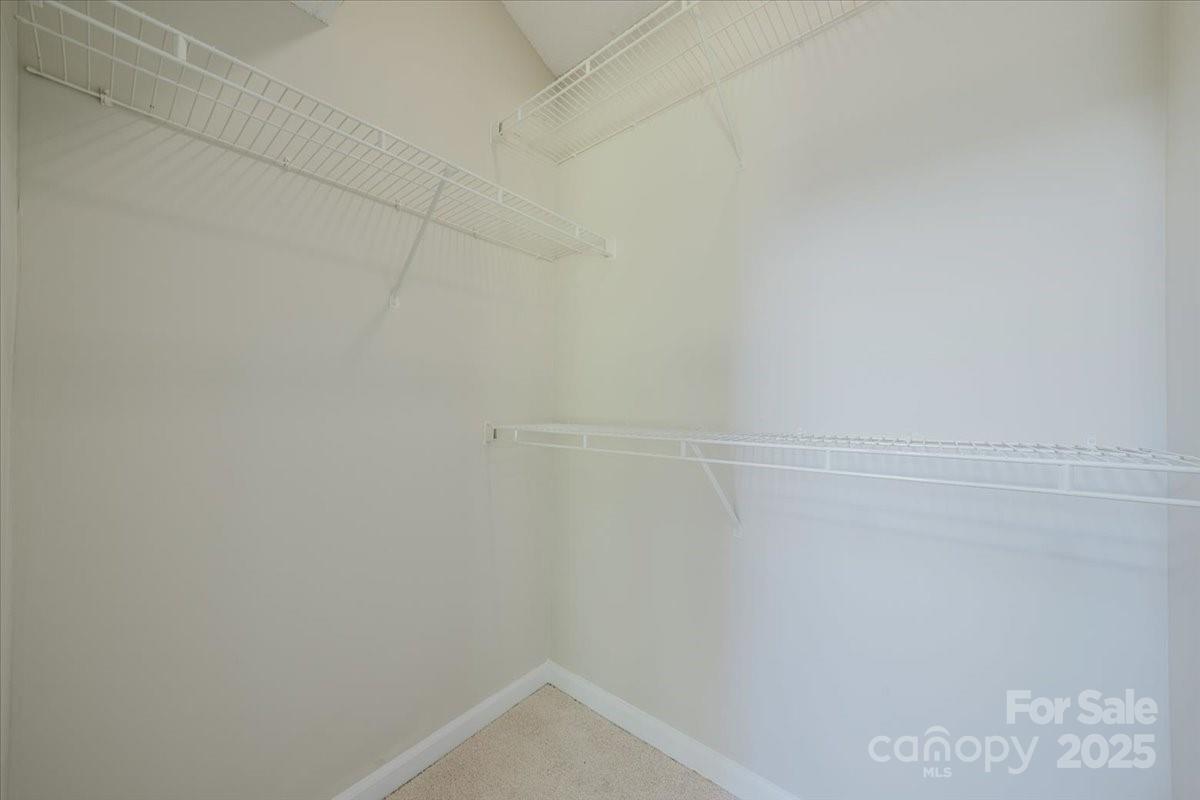 4205 Hounds Run Drive