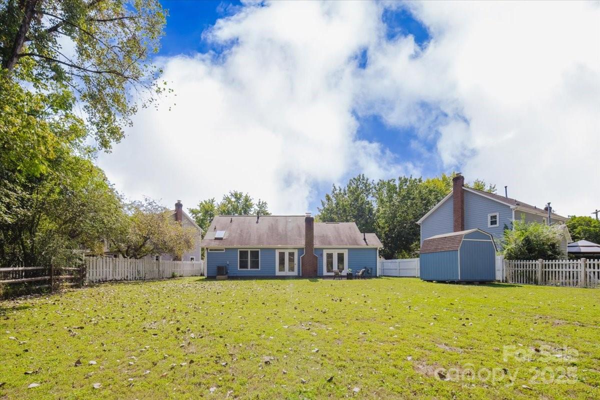 4205 Hounds Run Drive