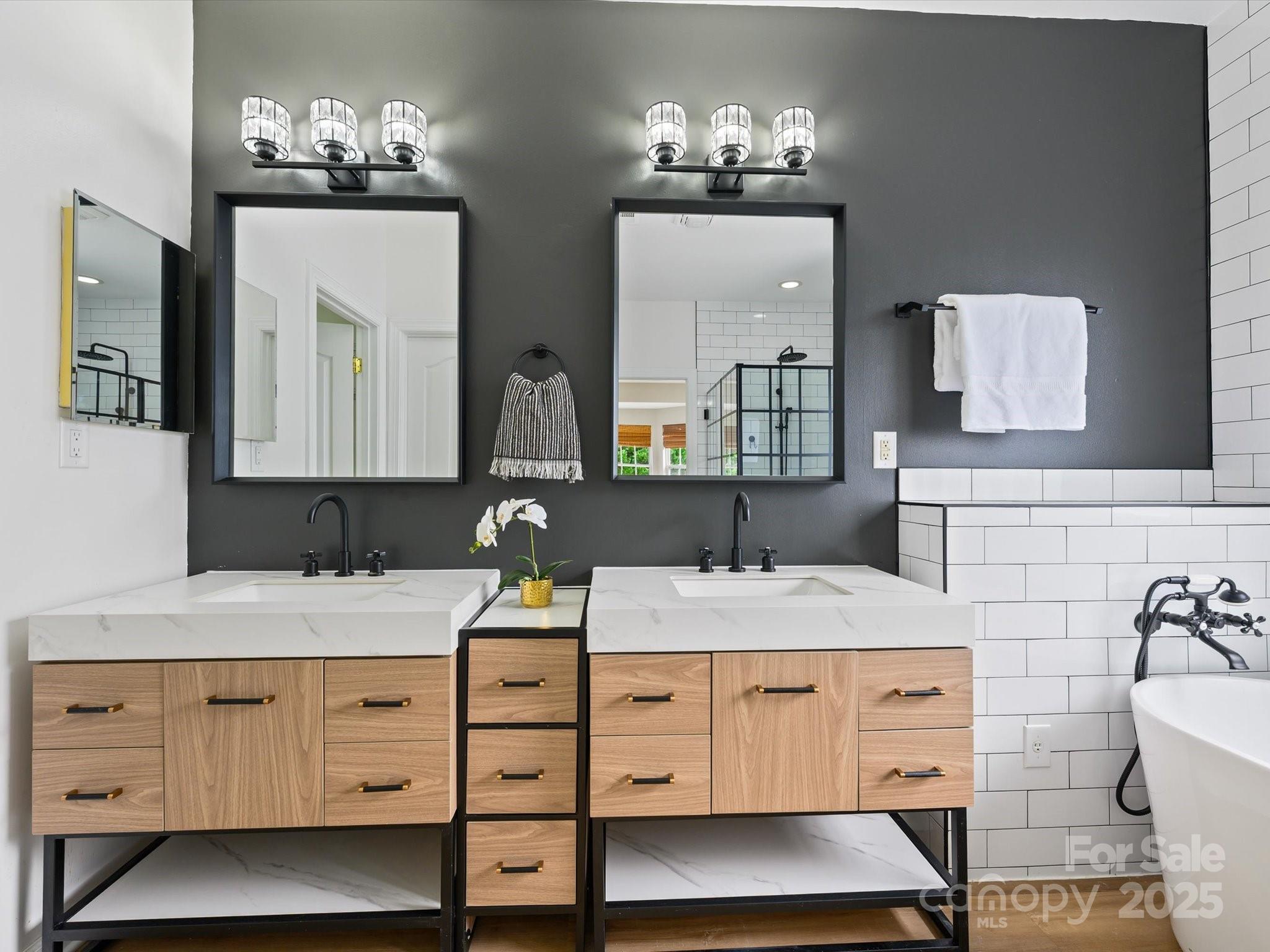 11012 Southfield Drive