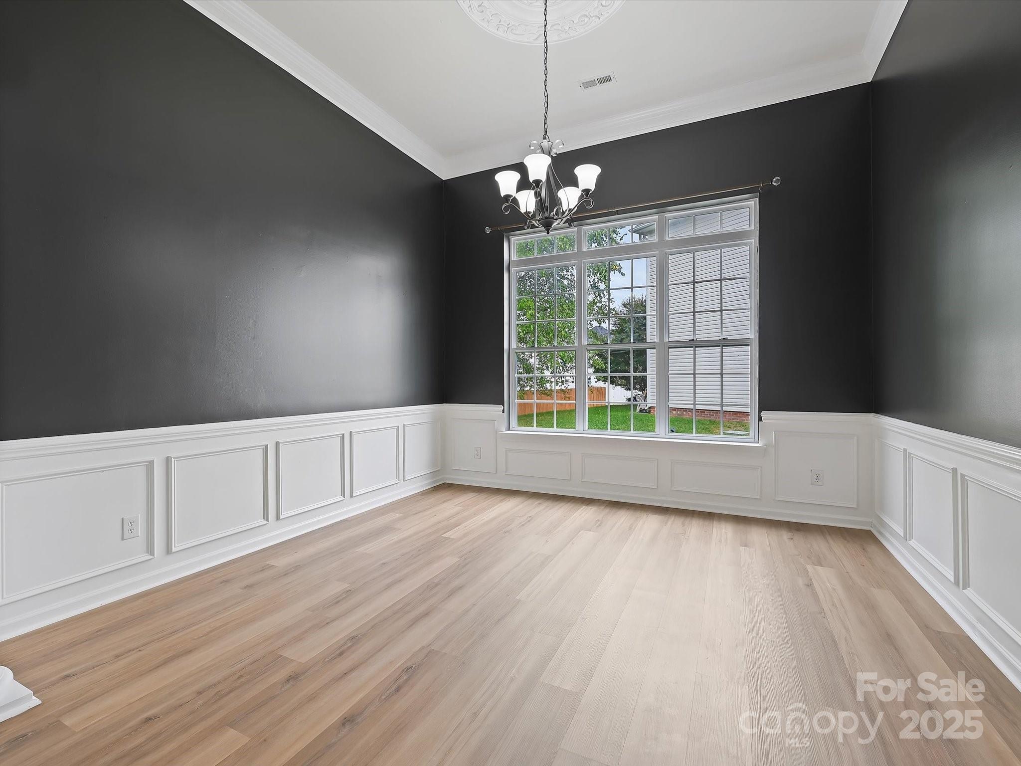 11012 Southfield Drive