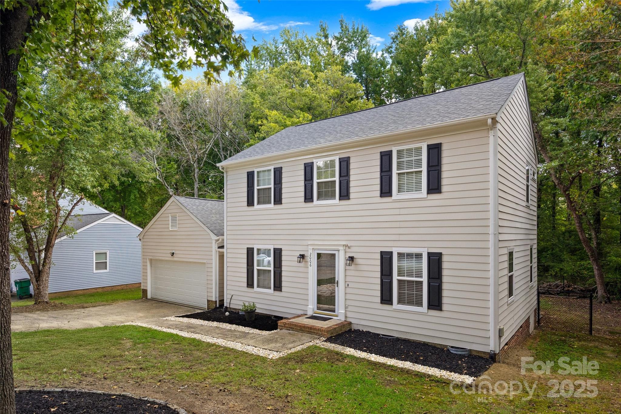 2006 Killarney Place