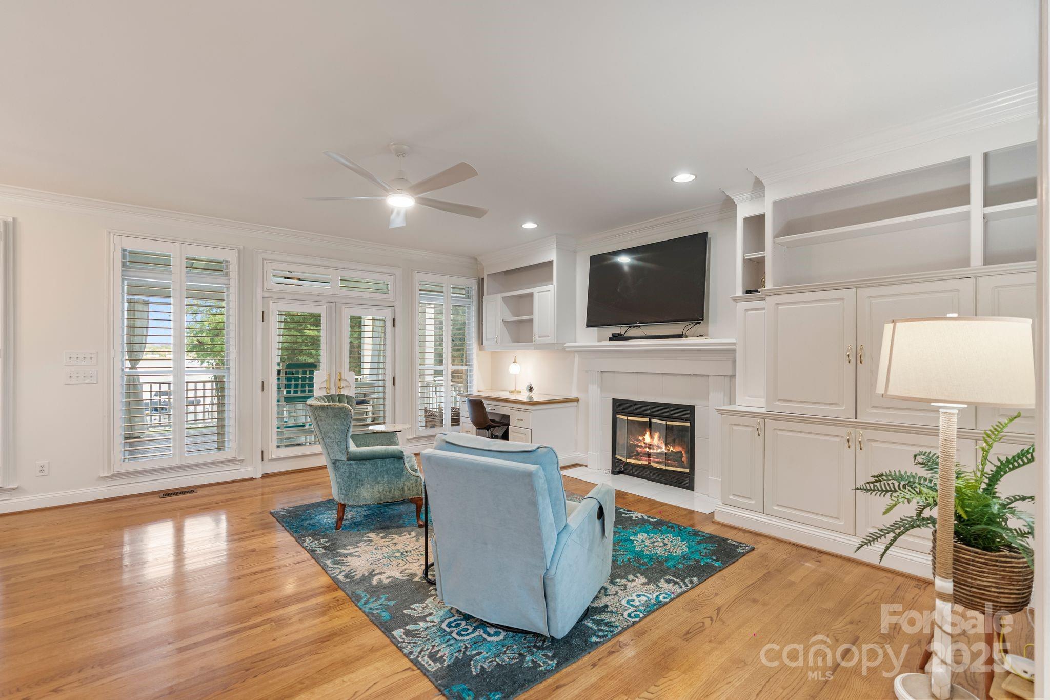 21216 Norman Shores Drive