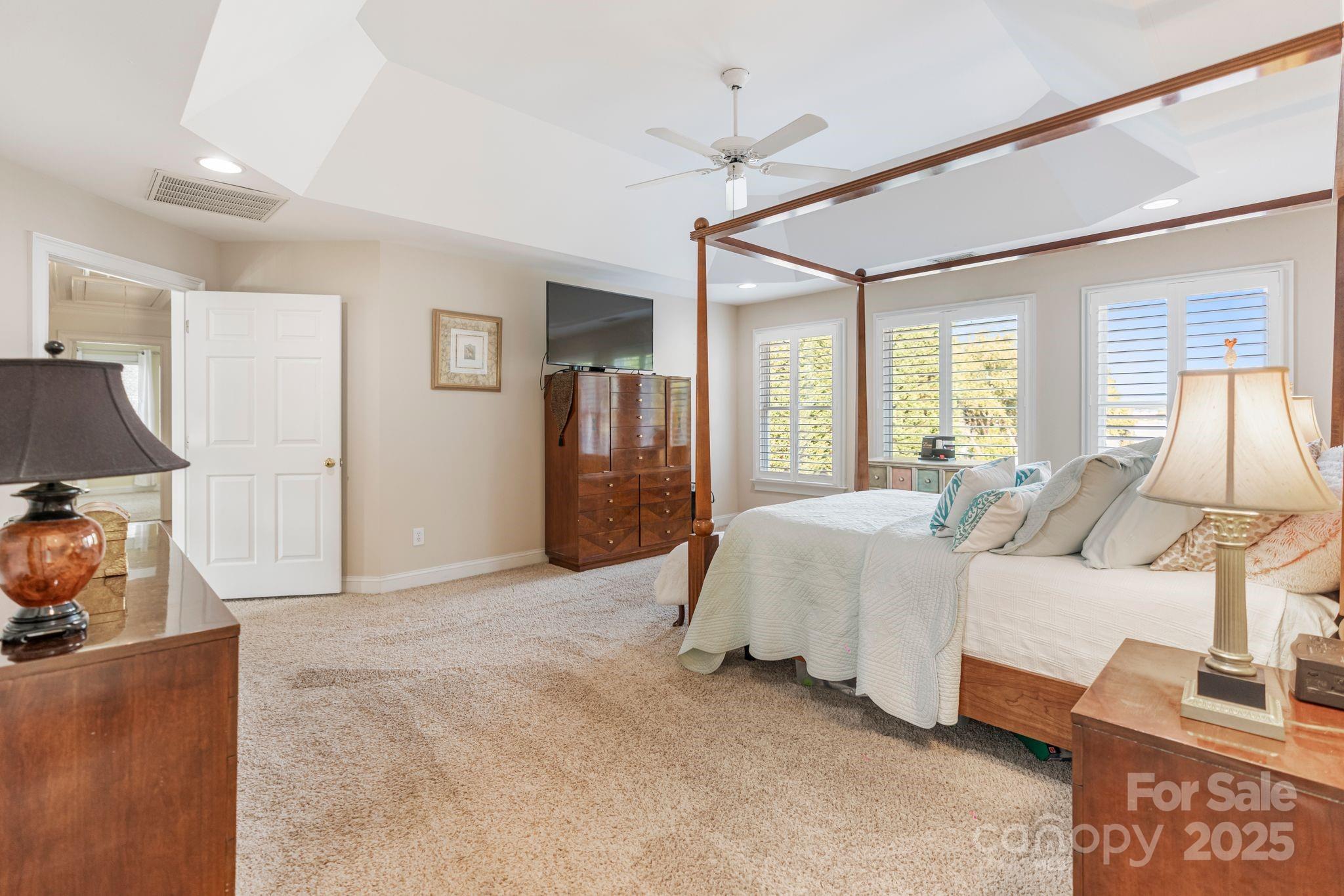 21216 Norman Shores Drive