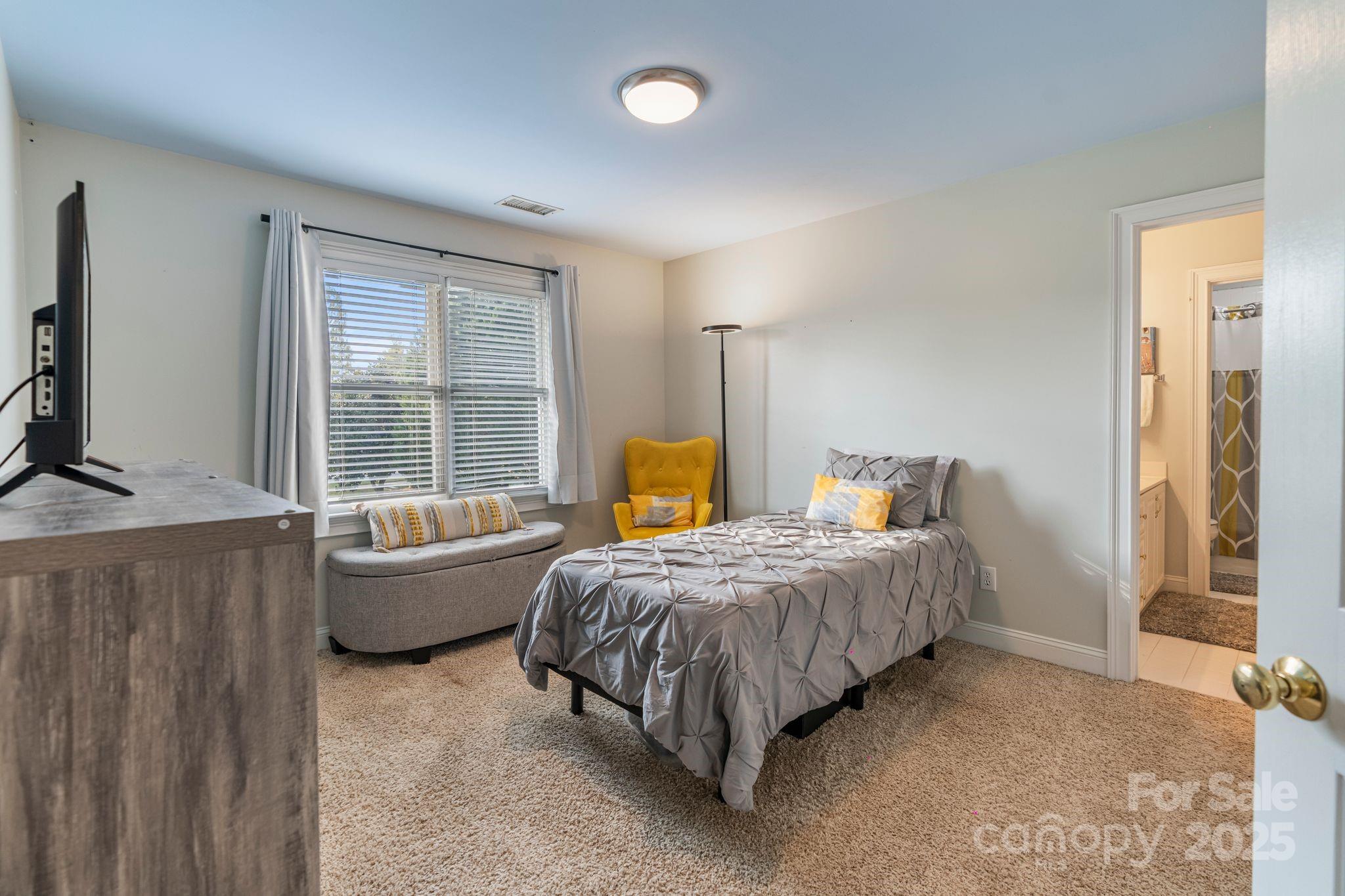 21216 Norman Shores Drive