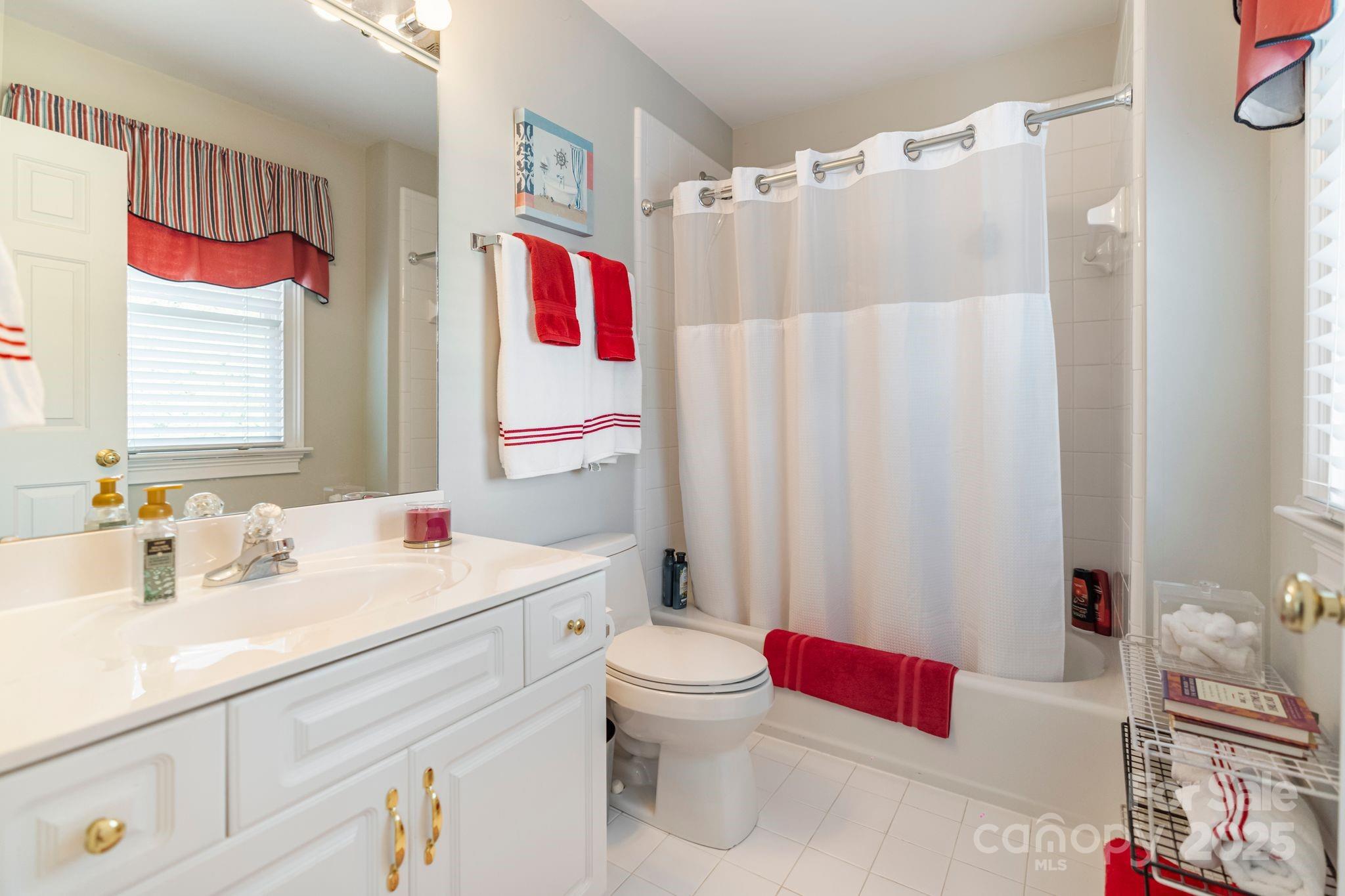 21216 Norman Shores Drive