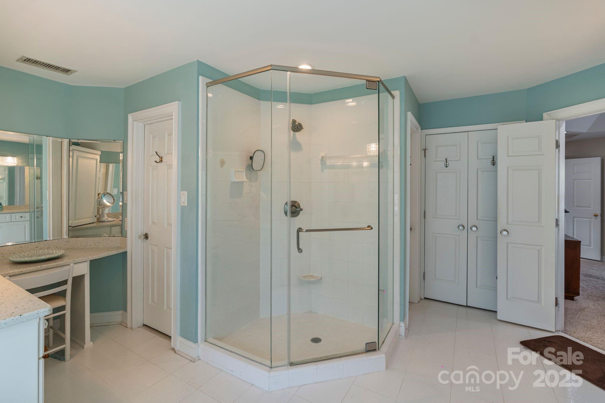 21216 Norman Shores Drive