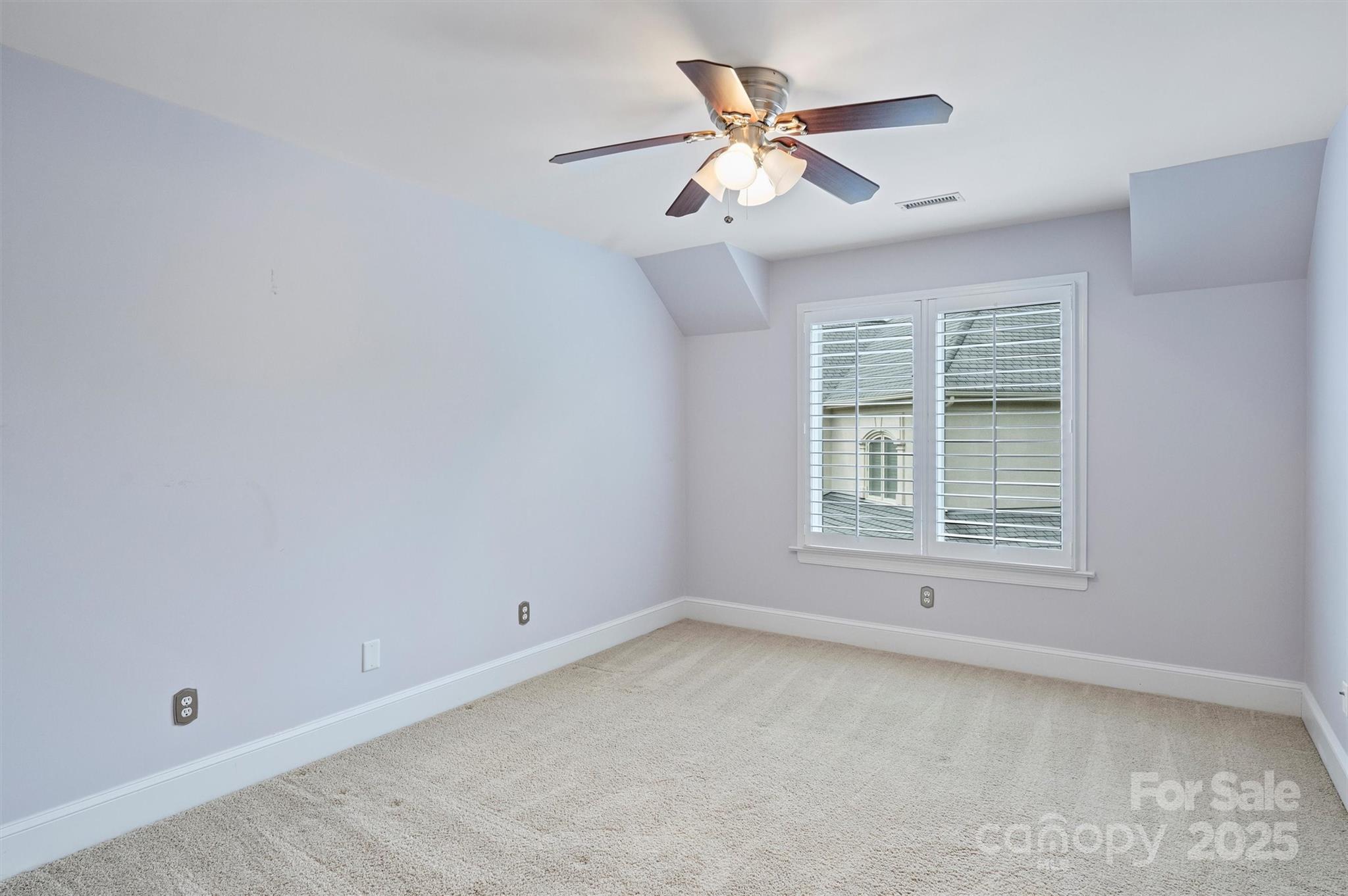 8915 Challis Hill Lane