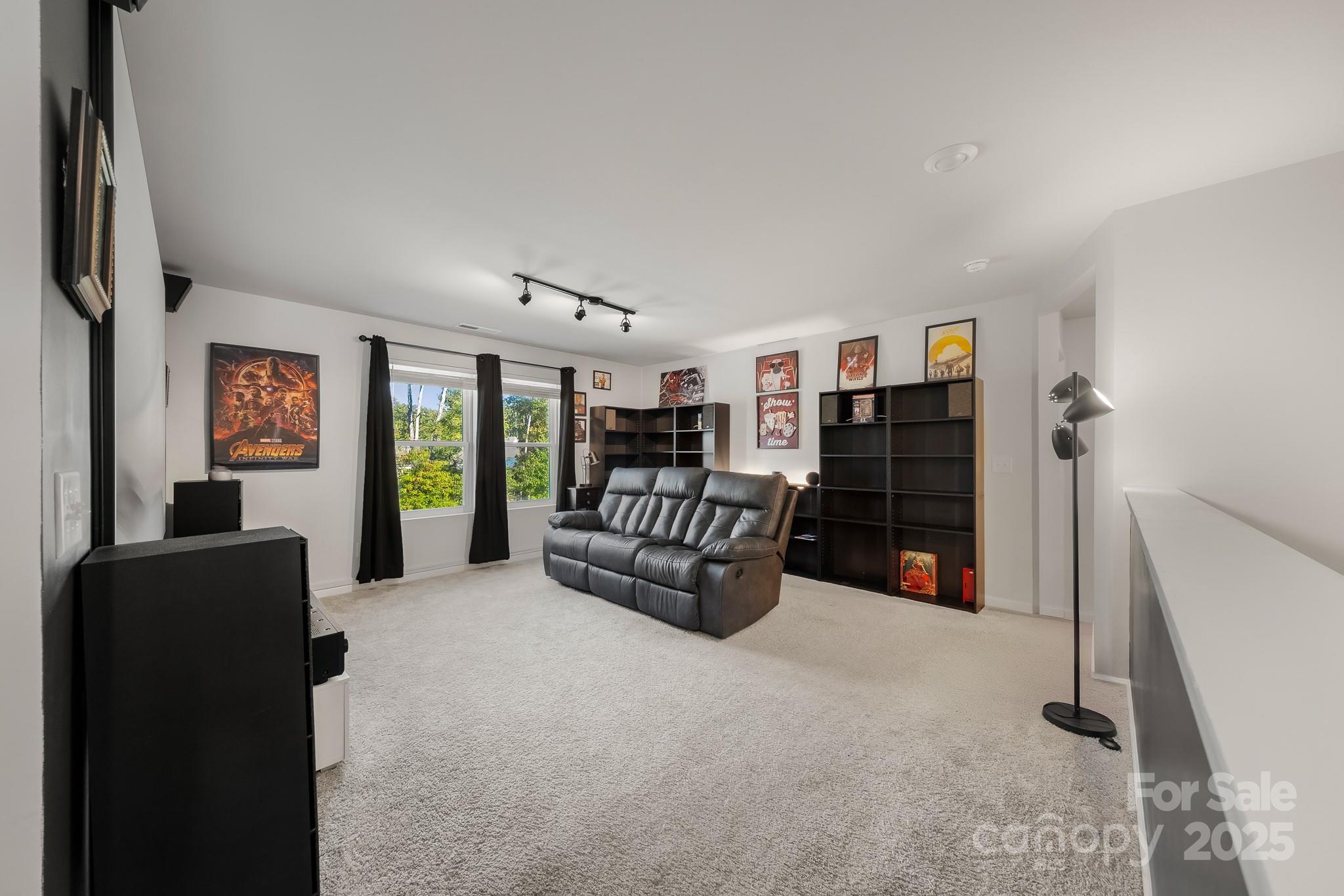 239 Heatherland Drive