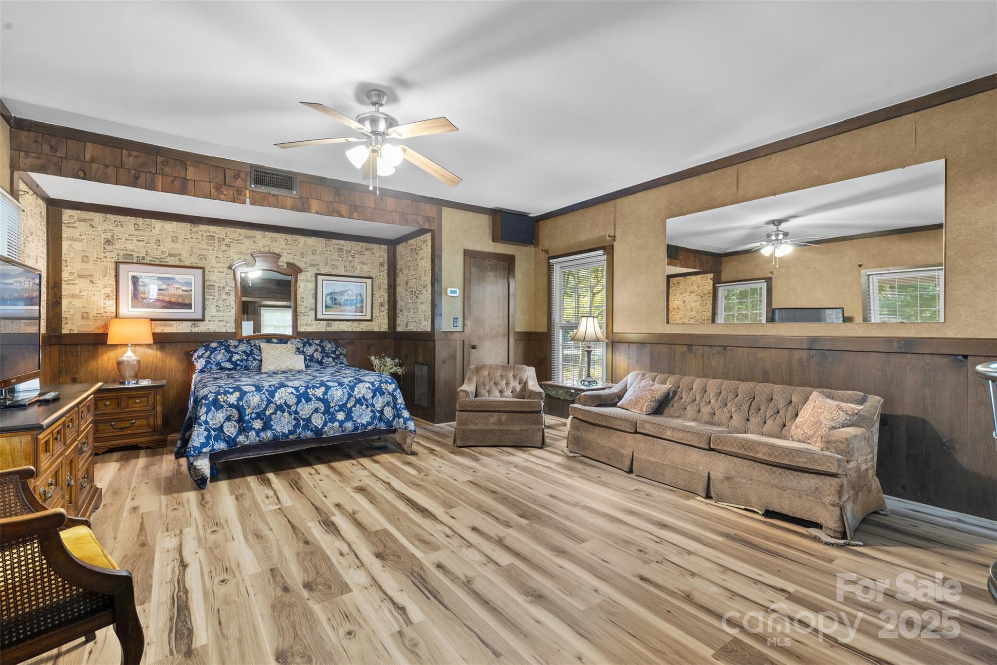 10935 Harrisburg Road