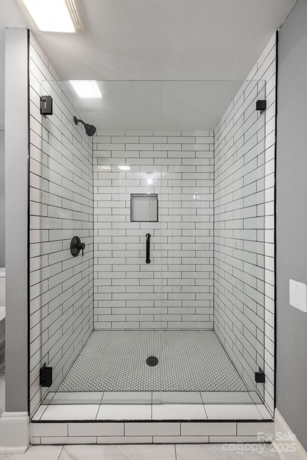 1121 S Wendover Road