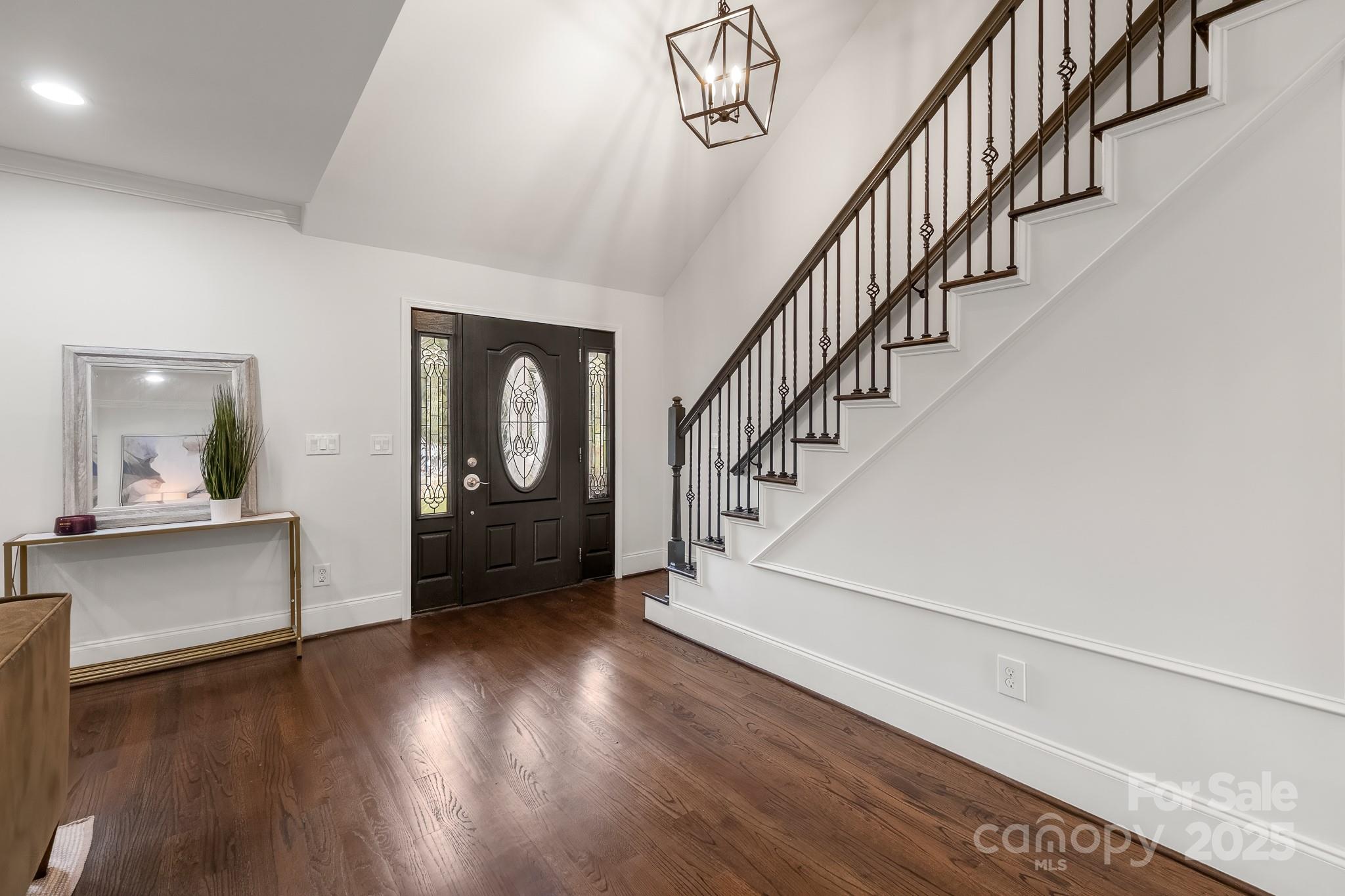 1121 S Wendover Road