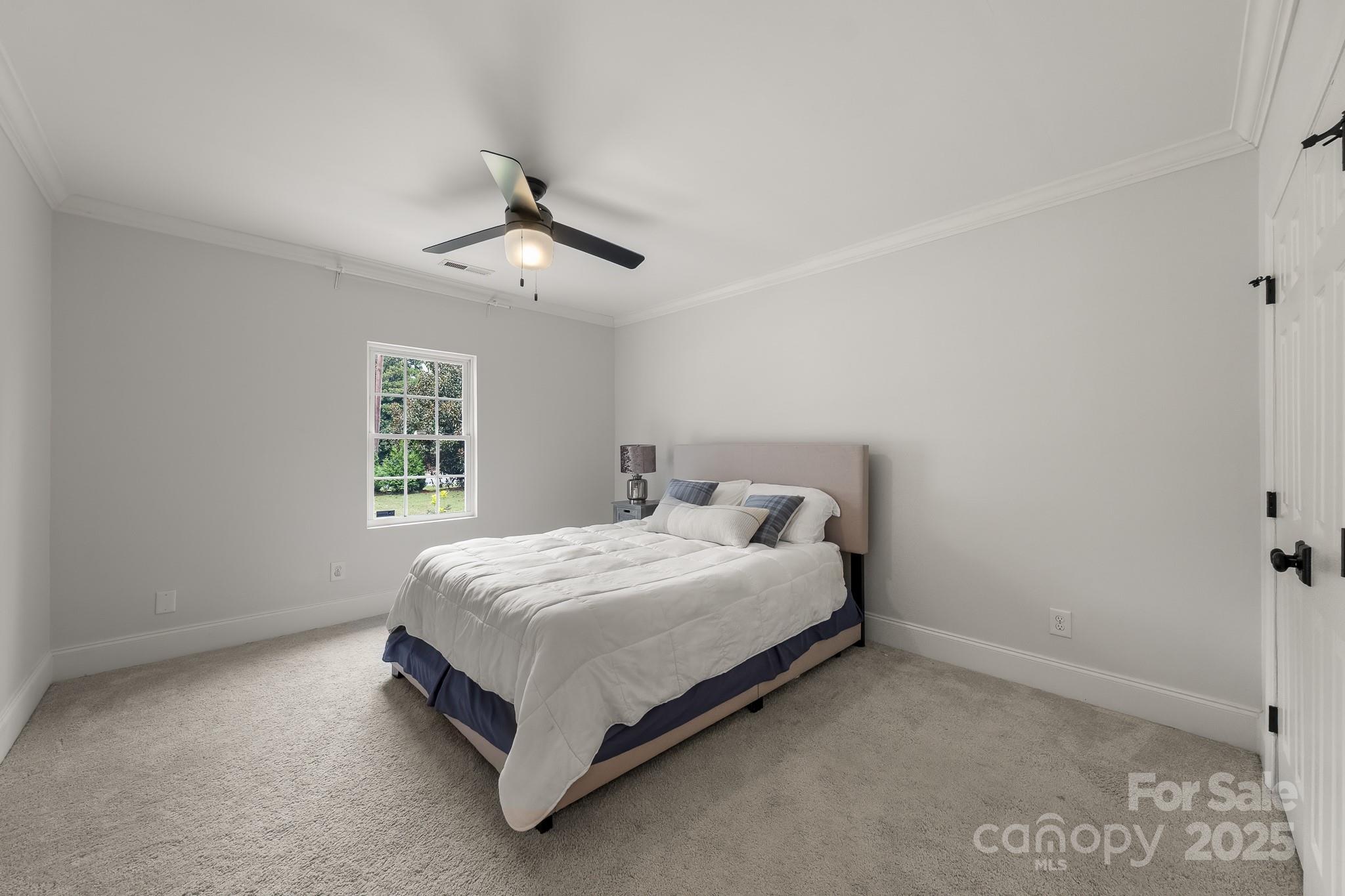 1121 S Wendover Road