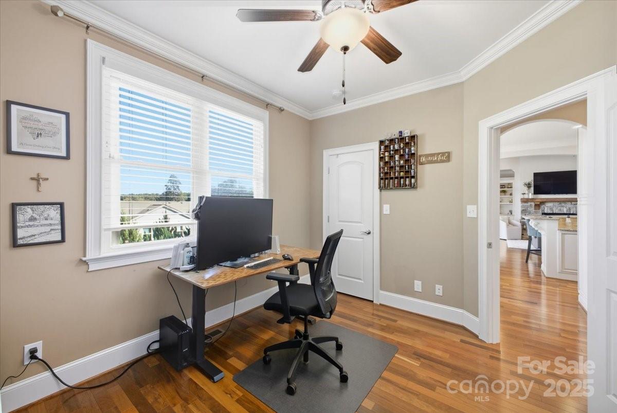 7511 Pine Glade Drive