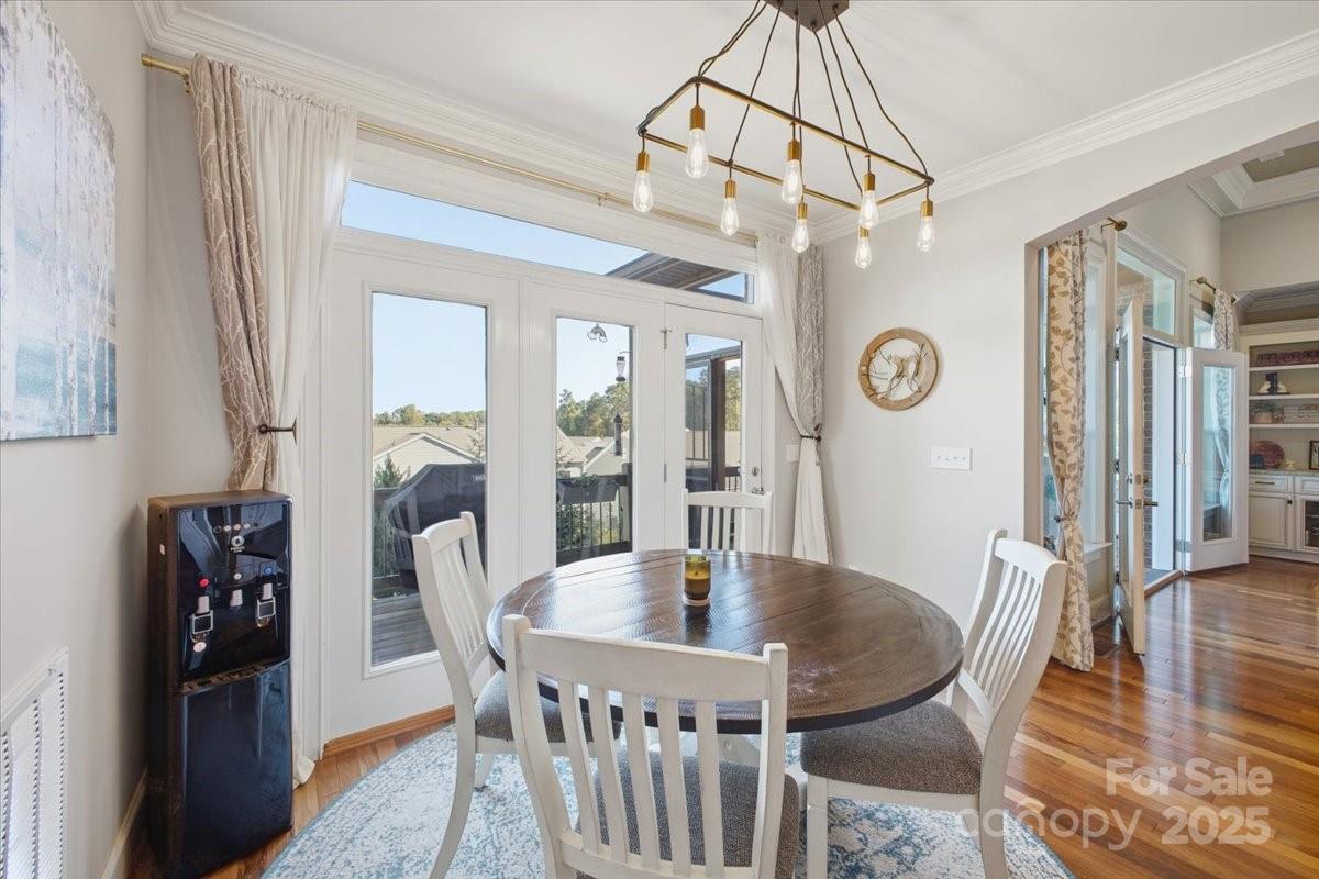 7511 Pine Glade Drive