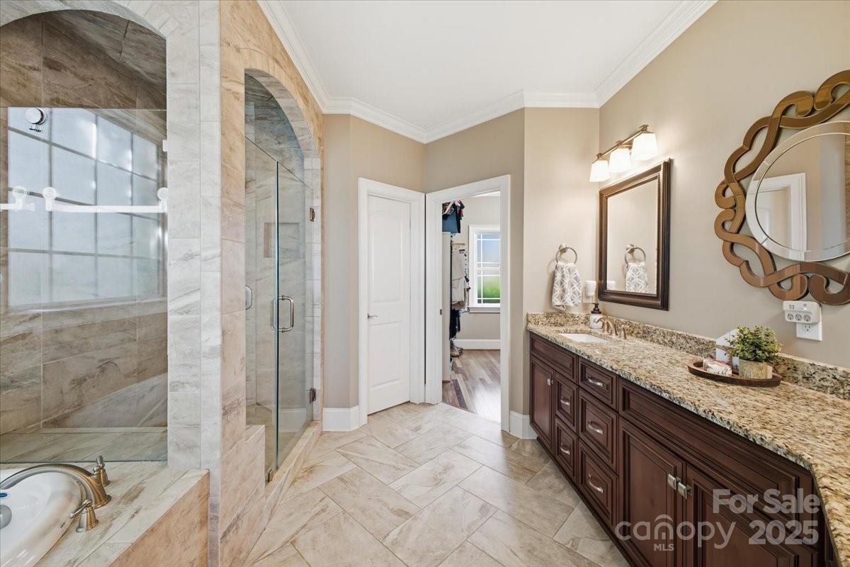 7511 Pine Glade Drive