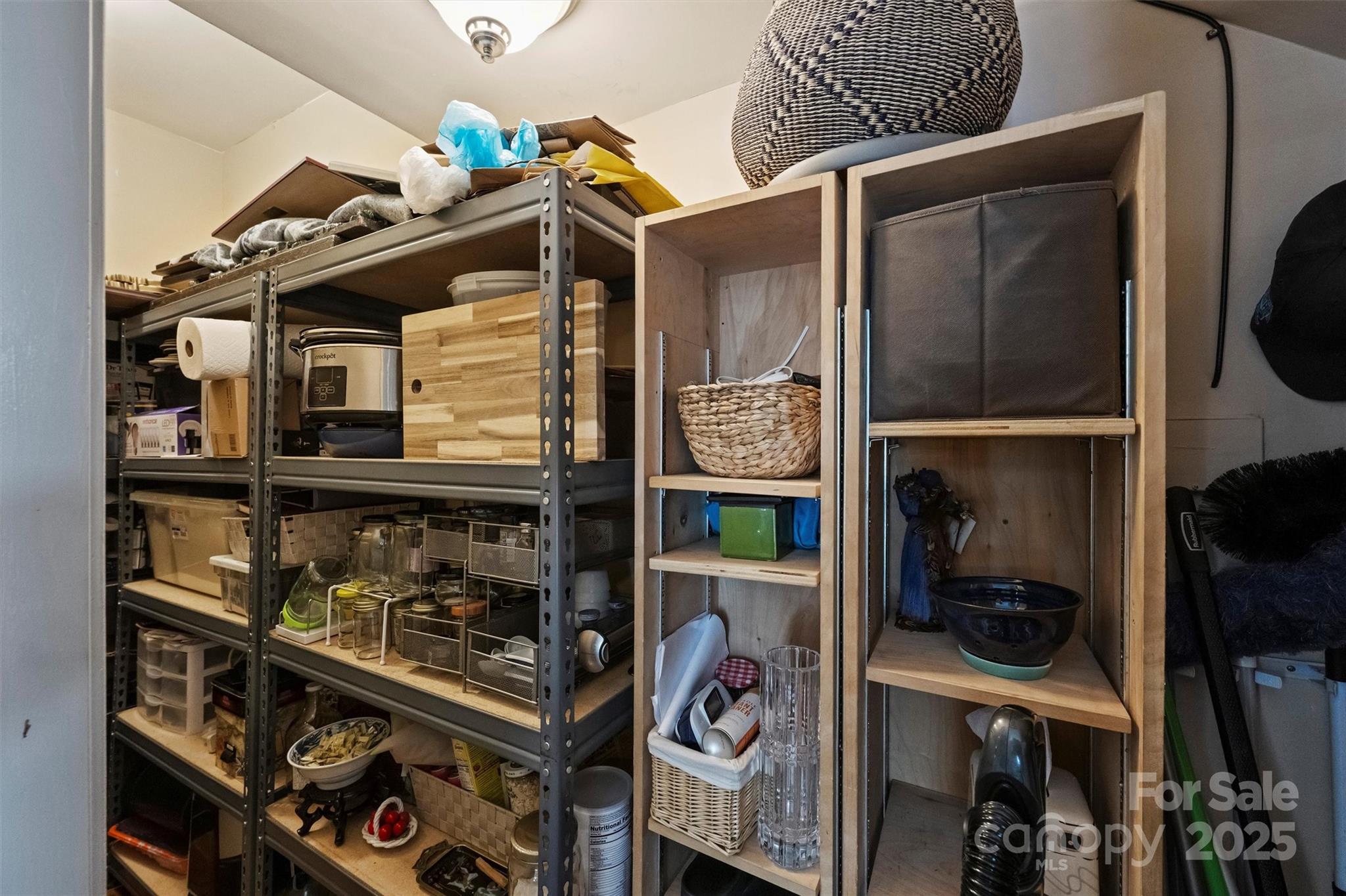 1073 Park West Drive