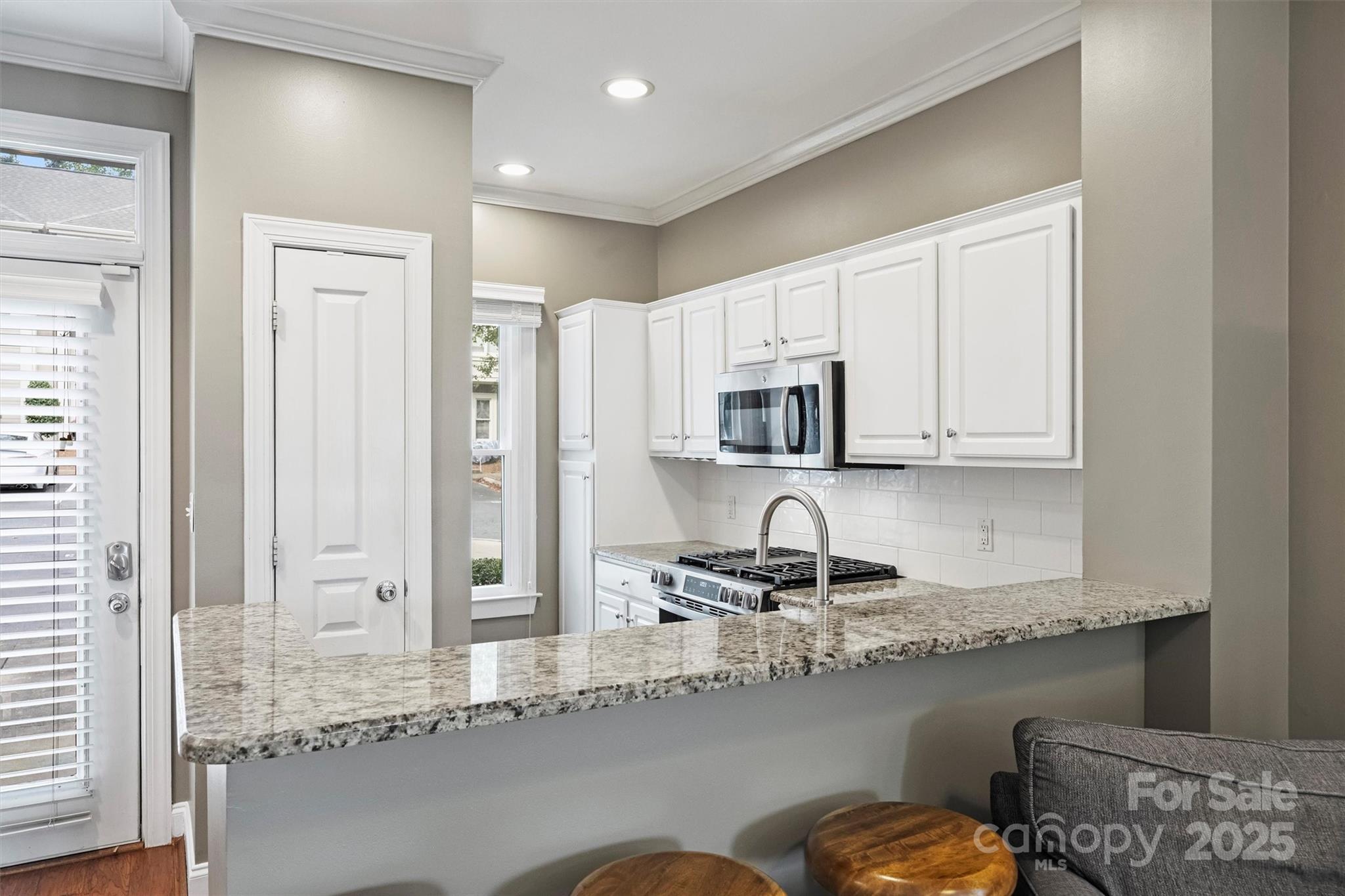 1073 Park West Drive