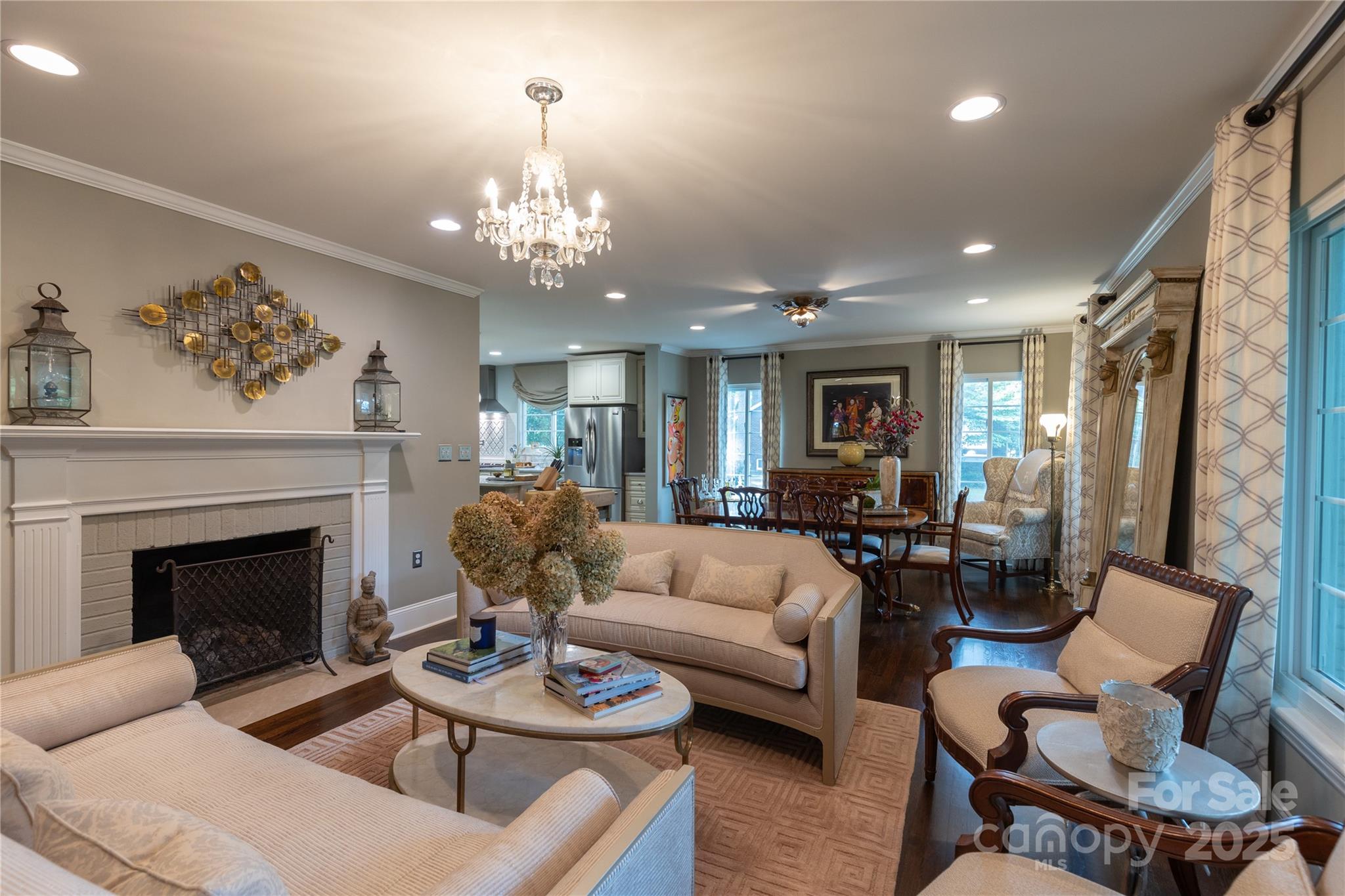 802 E Franklin Street