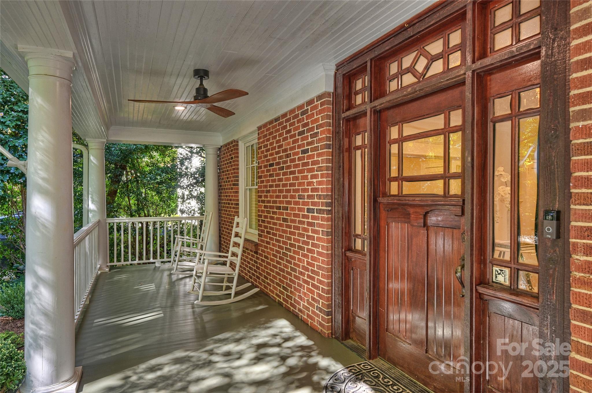 2126 Dilworth Road E