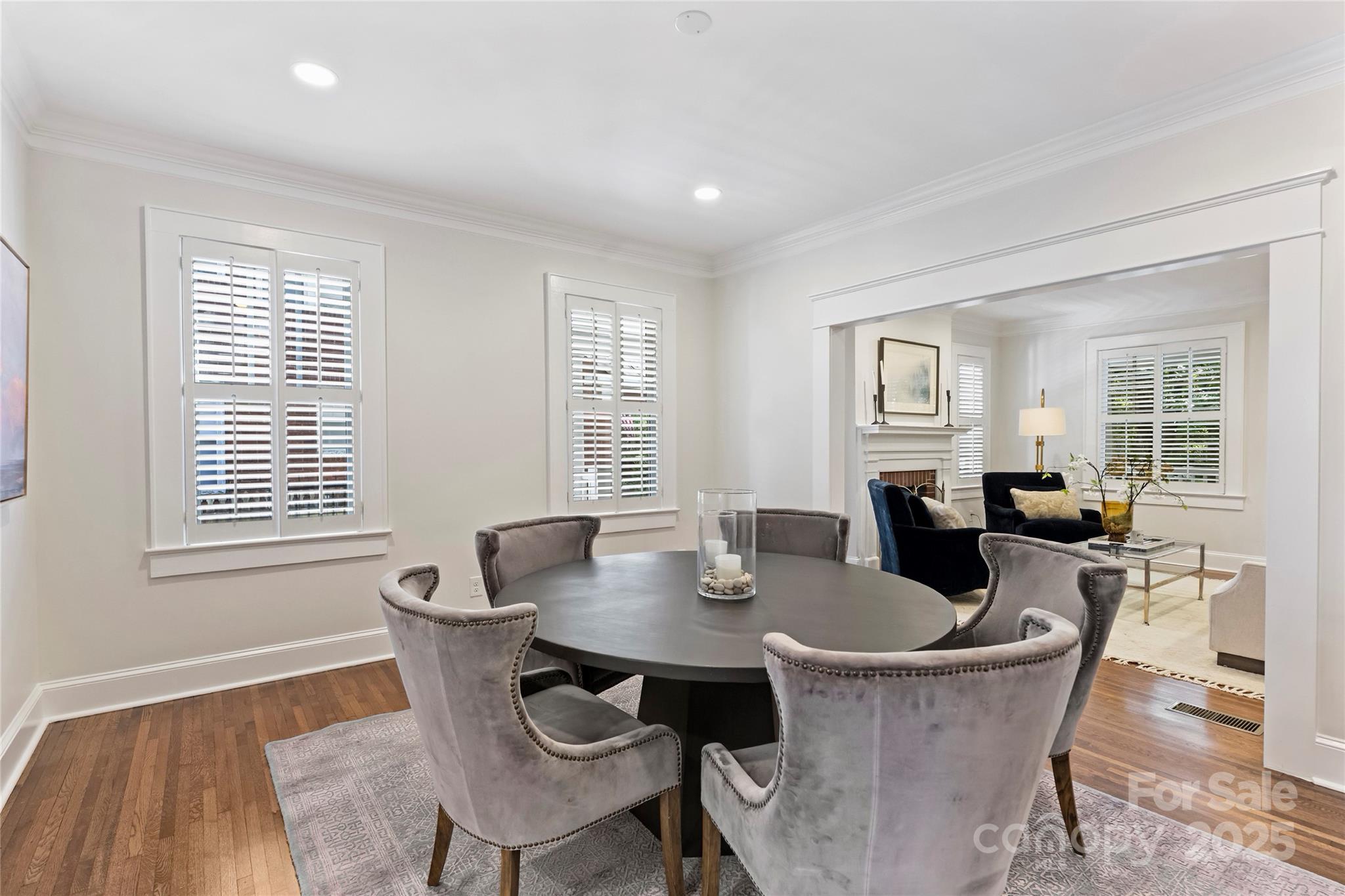 2126 Dilworth Road E