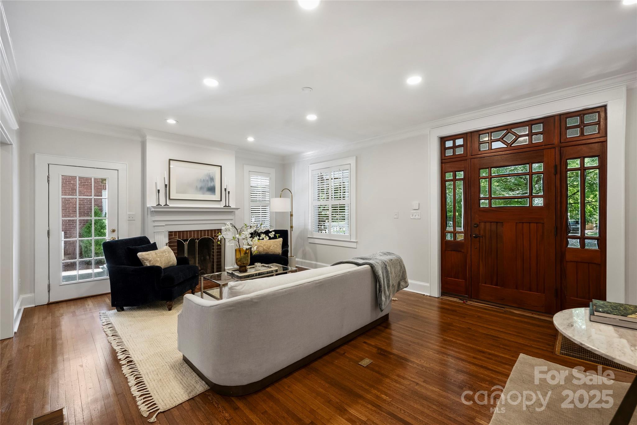 2126 Dilworth Road E