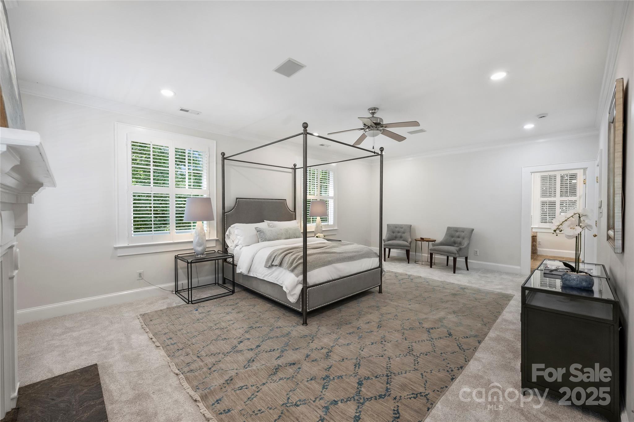 2126 Dilworth Road E