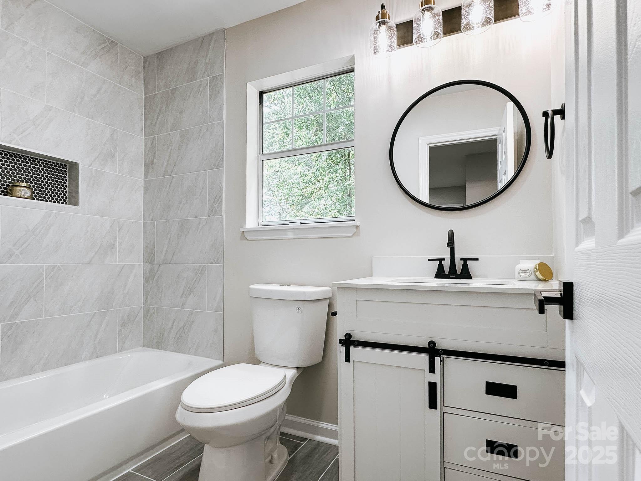 2105 Killarney Place