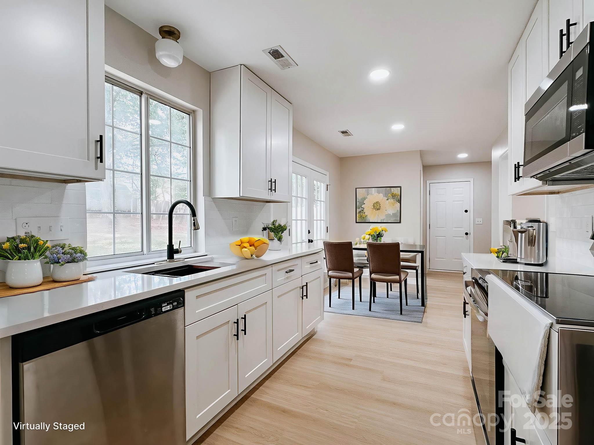 2105 Killarney Place