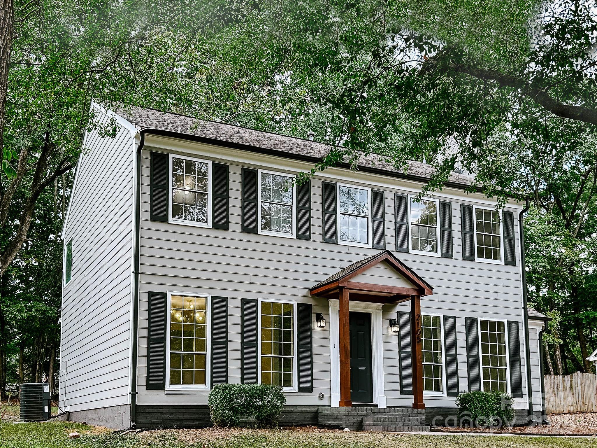 2105 Killarney Place