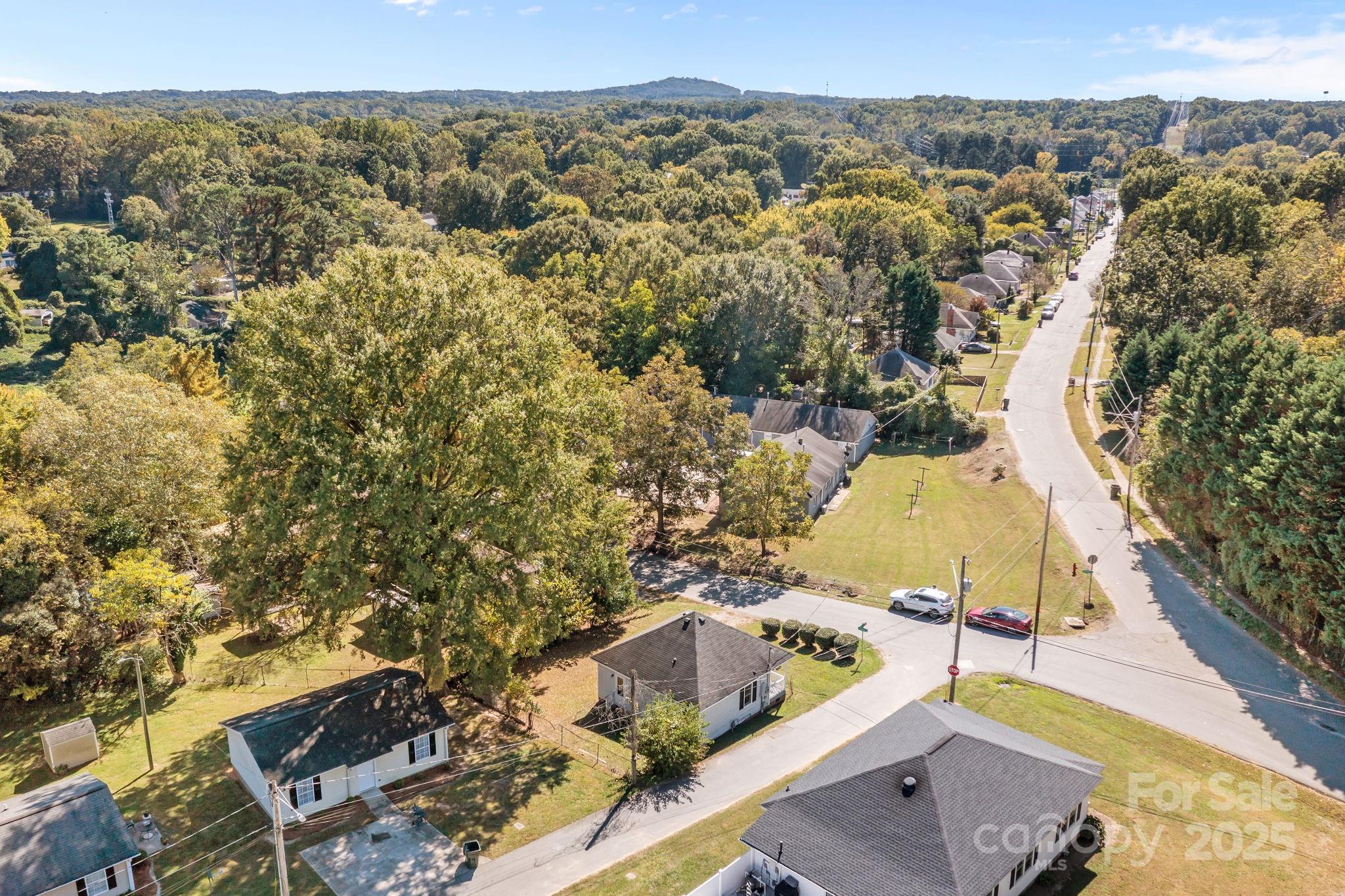 1004 Plymouth Street