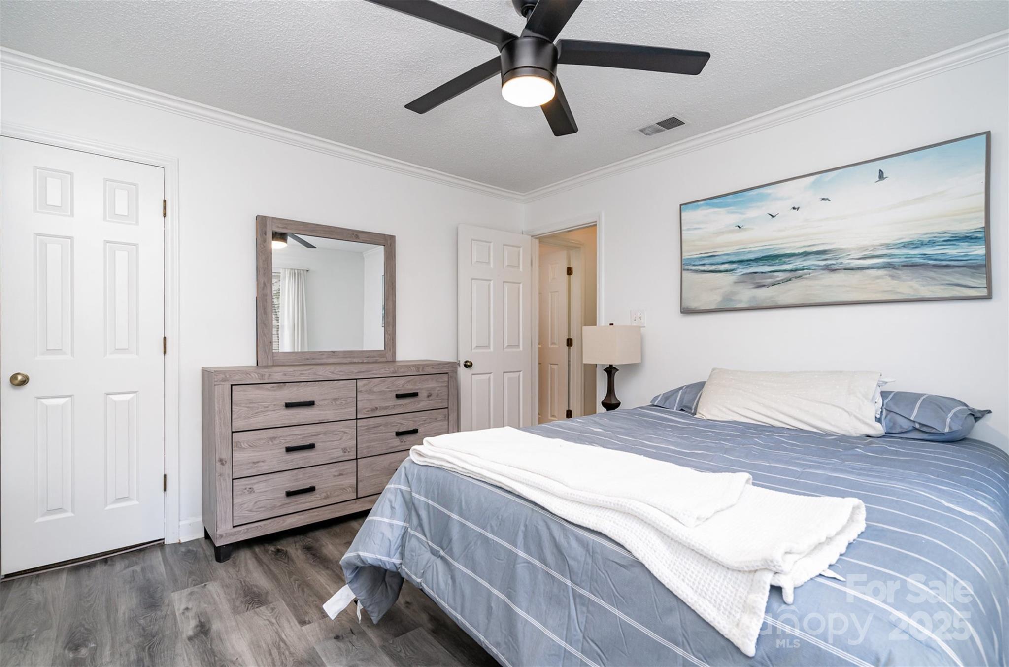 9041 J M Keynes Drive