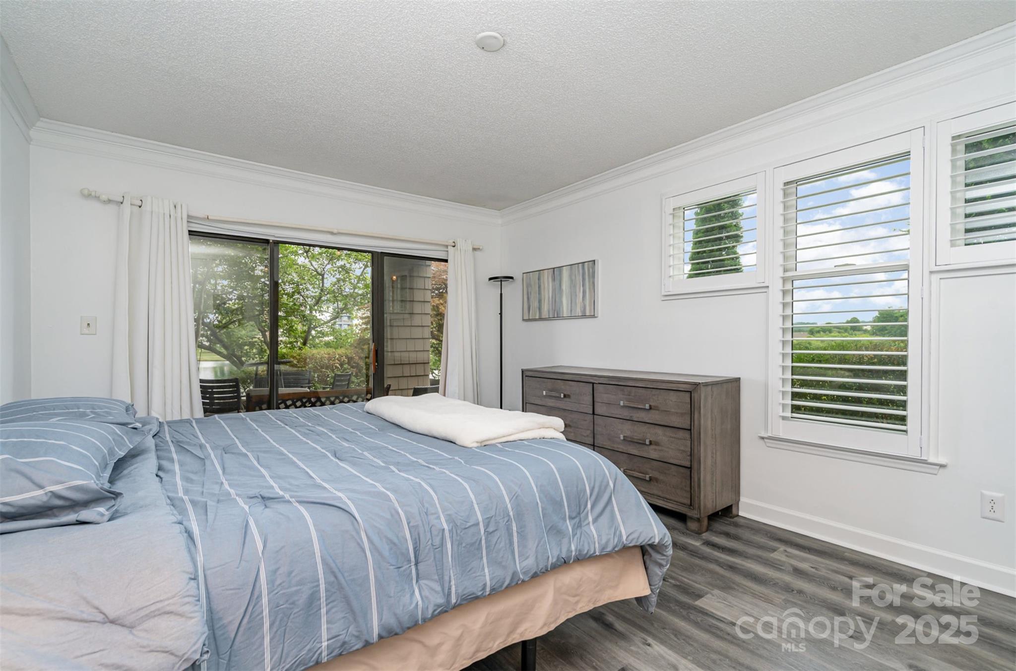 9041 J M Keynes Drive