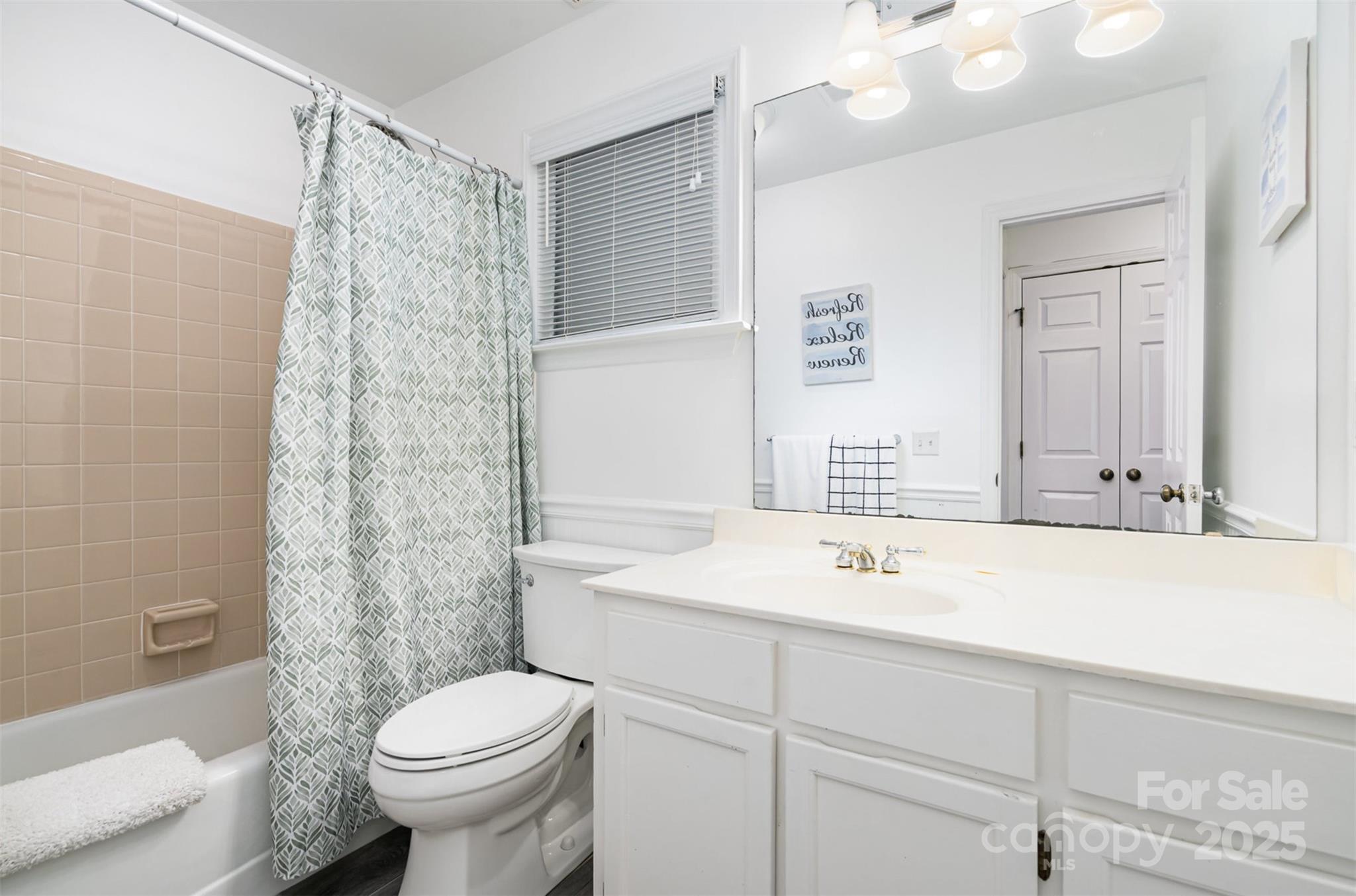 9041 J M Keynes Drive