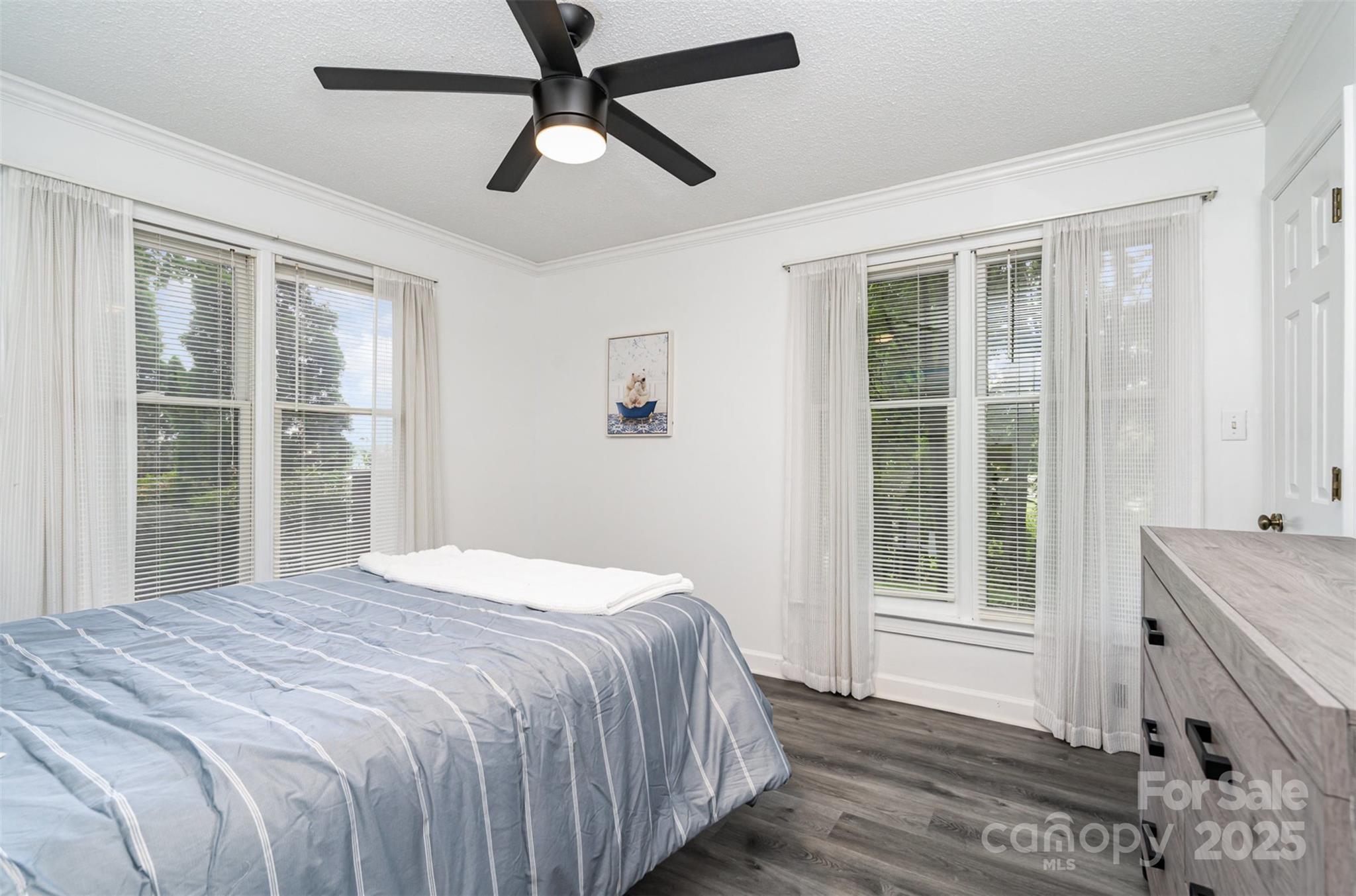 9041 J M Keynes Drive