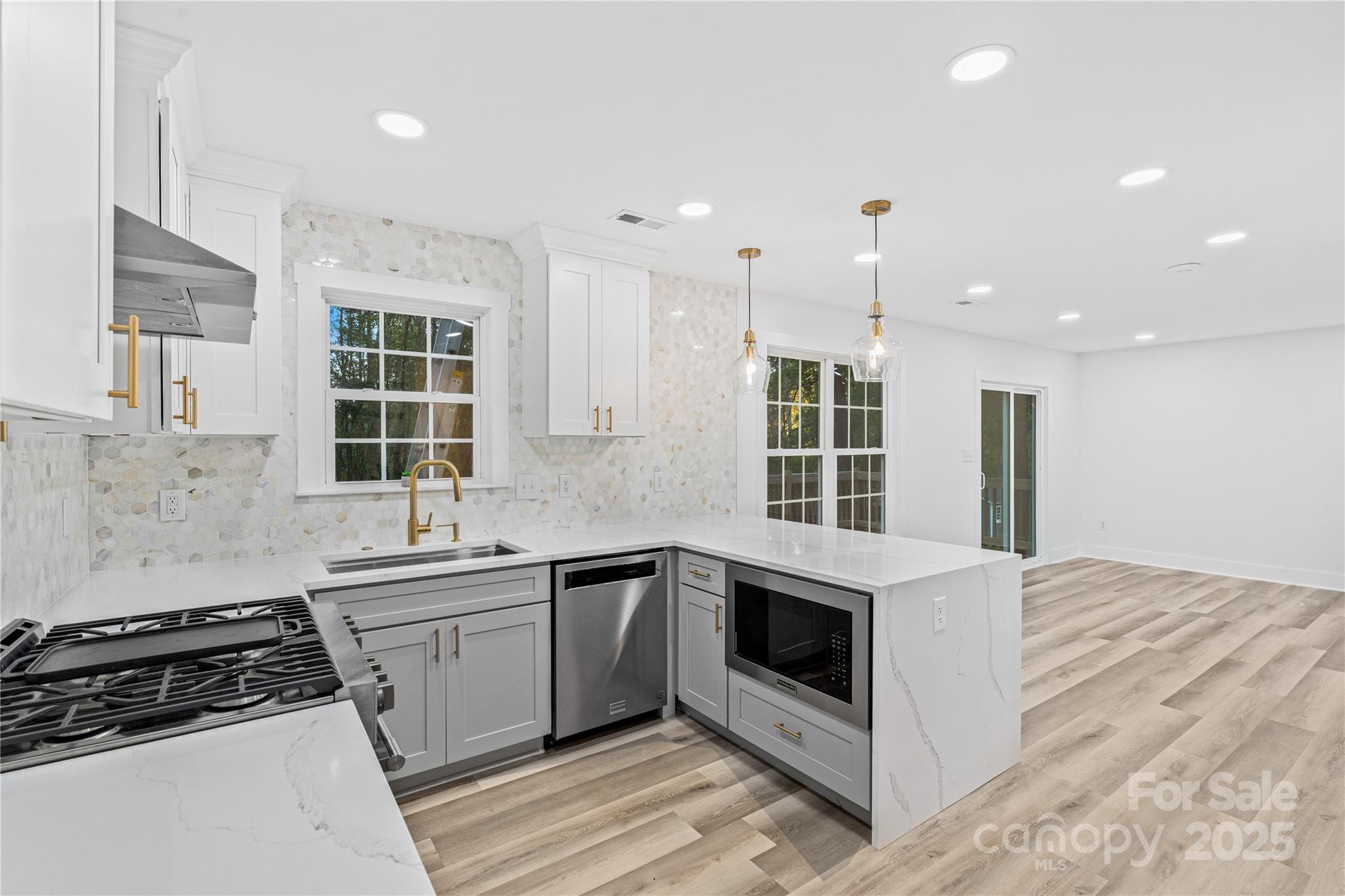 2105 Timber Ridge Road