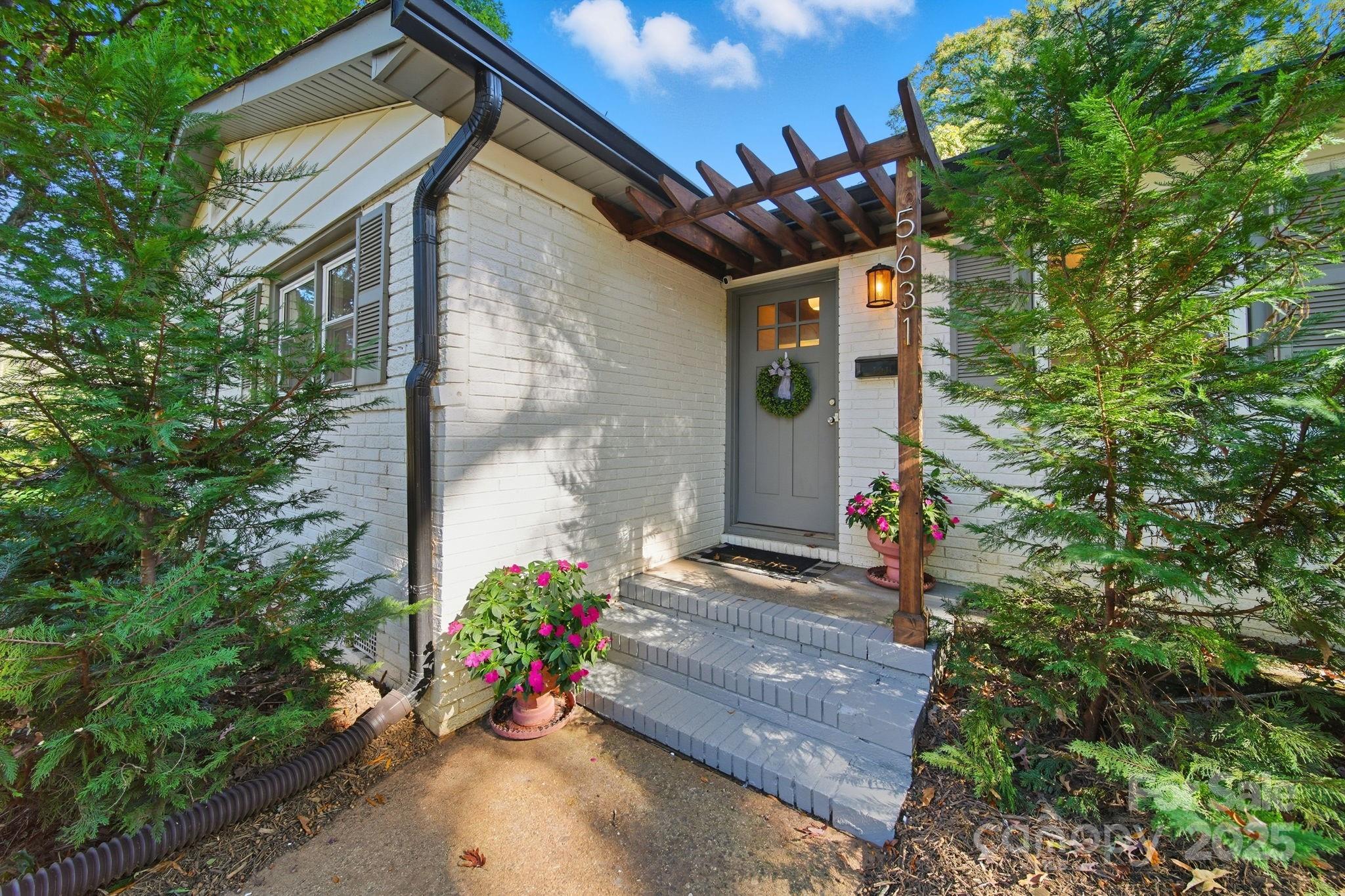 5631 Londonderry Road