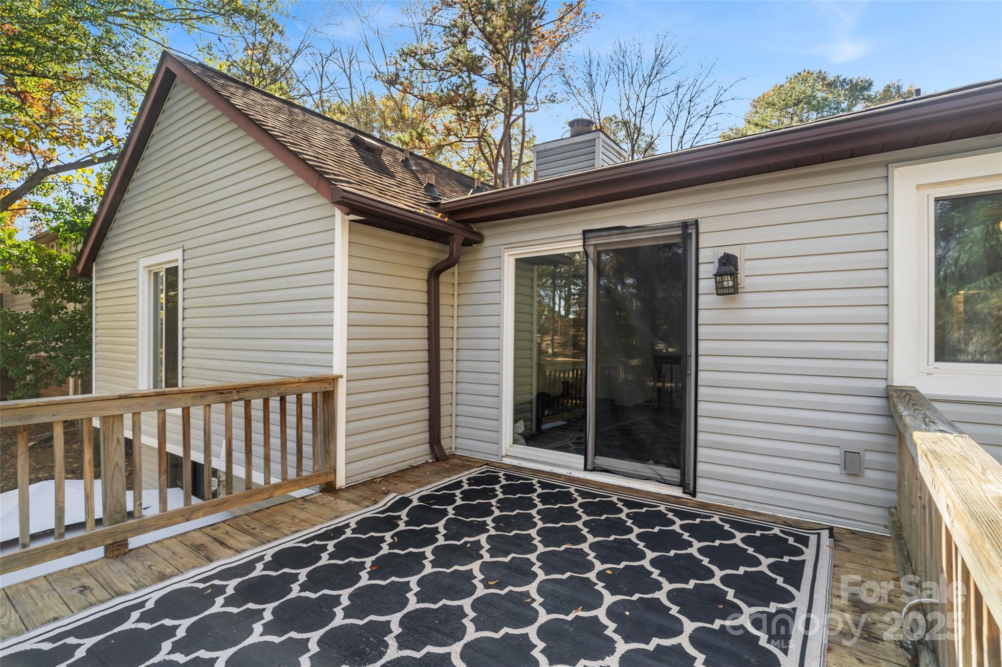 5709 Shadow Creek Road