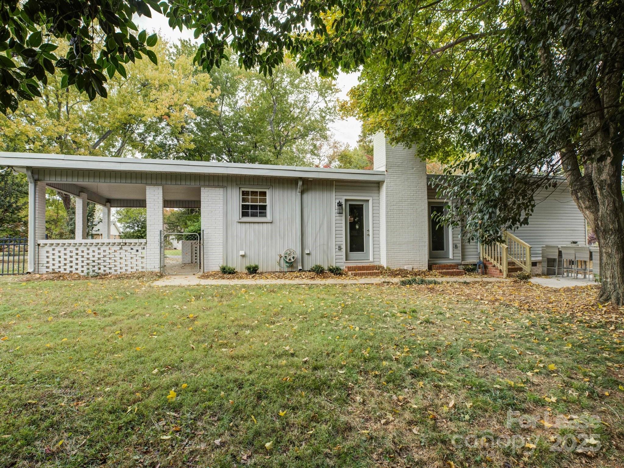 2016 Wedgedale Drive