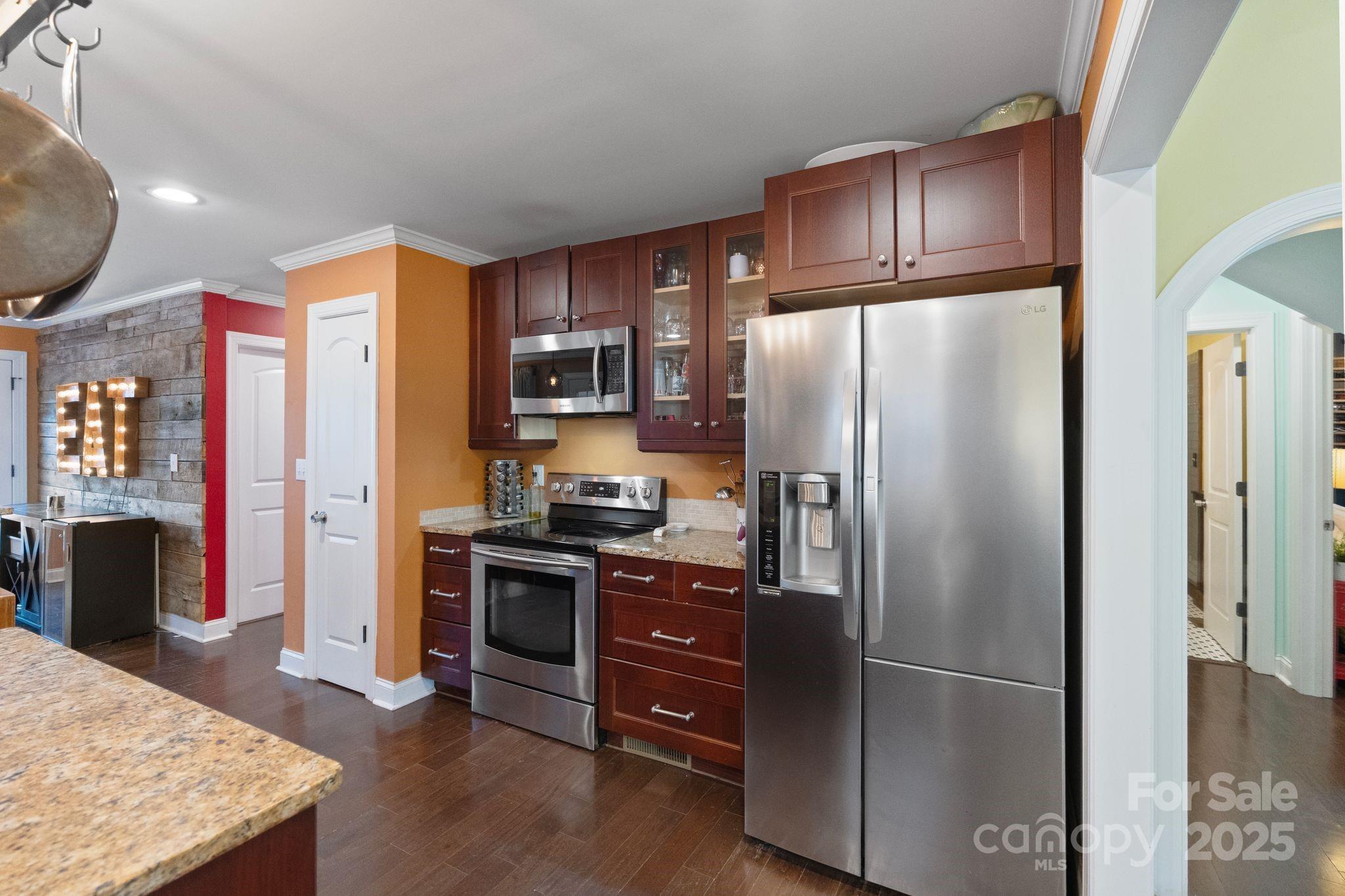 2327 Pinckney Avenue