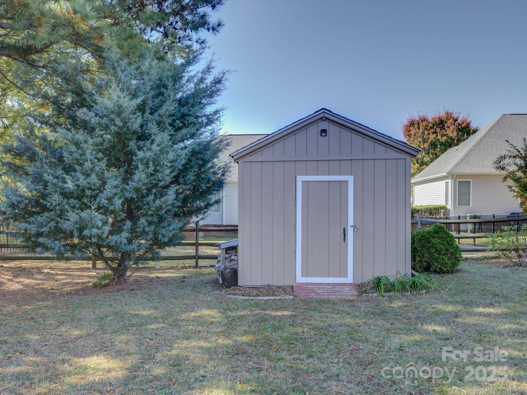 6030 Featherstone Court